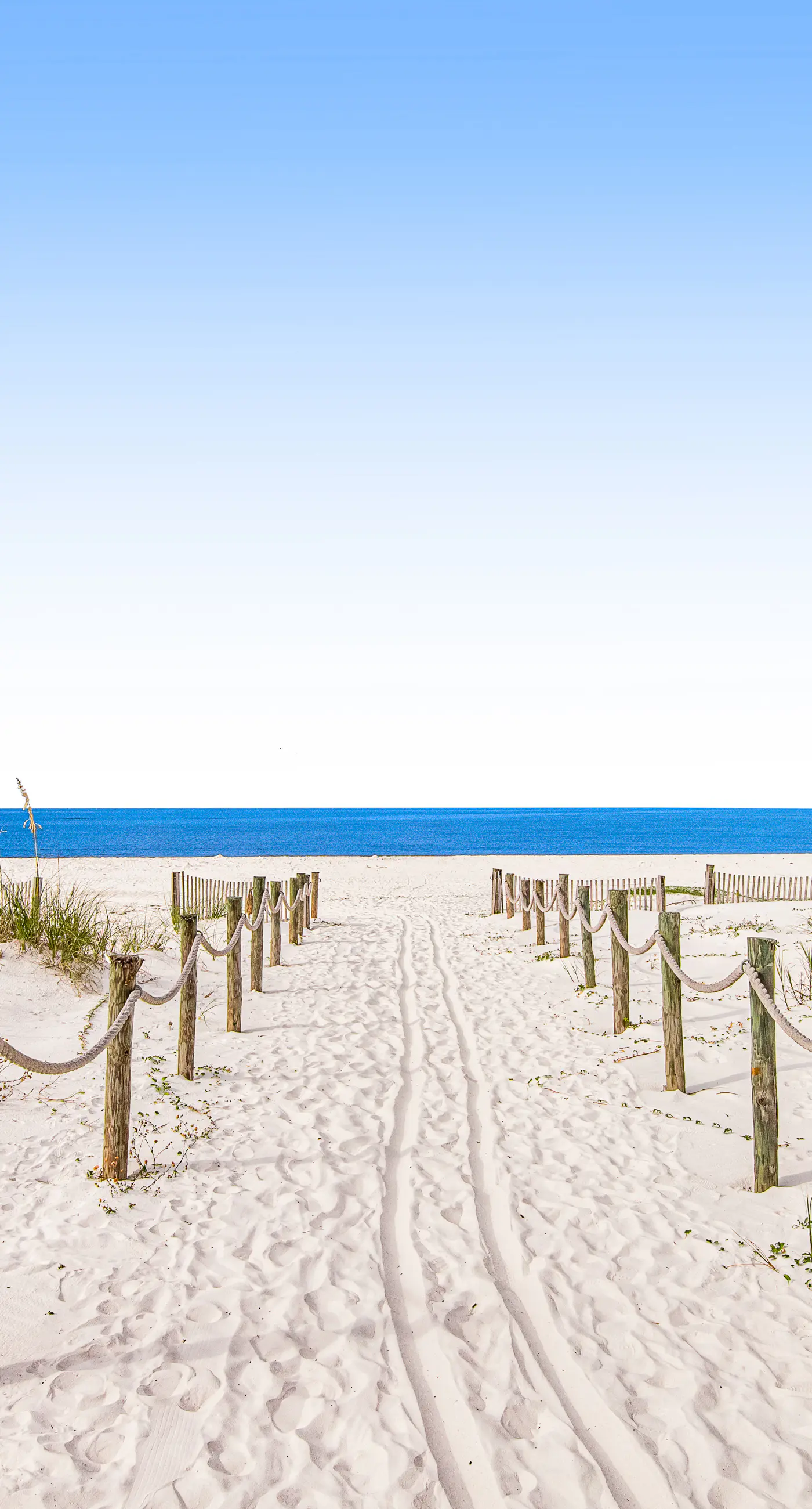 Charming Condo at Waterside with Shared Pool, Hot Tub, Free WiFi, and AC