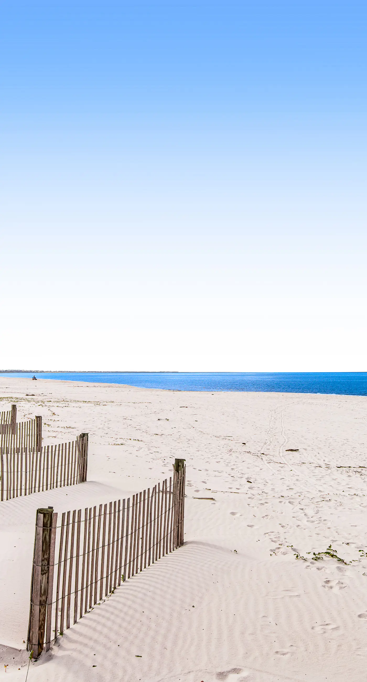 Charming Condo at Waterside with Shared Pool, Hot Tub, Free WiFi, and AC