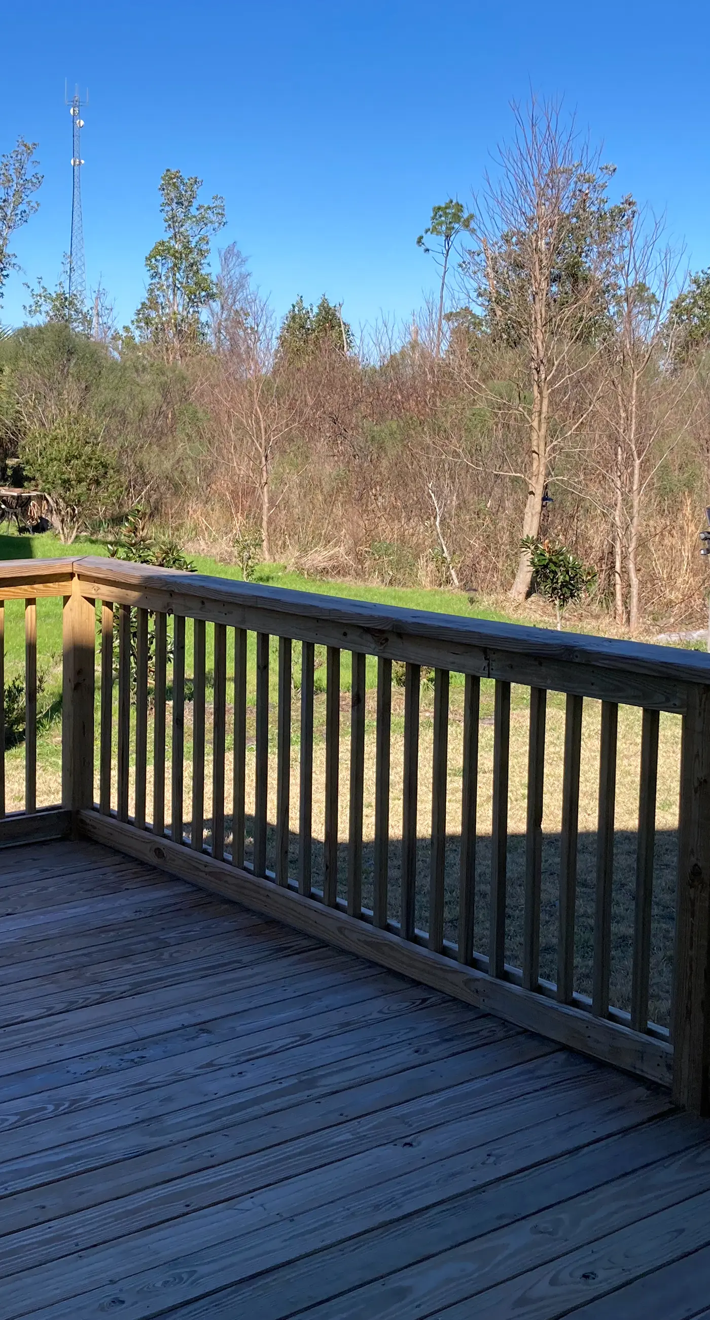 Serene home with grill, patio, deck, & kitchen - snowbird friendly