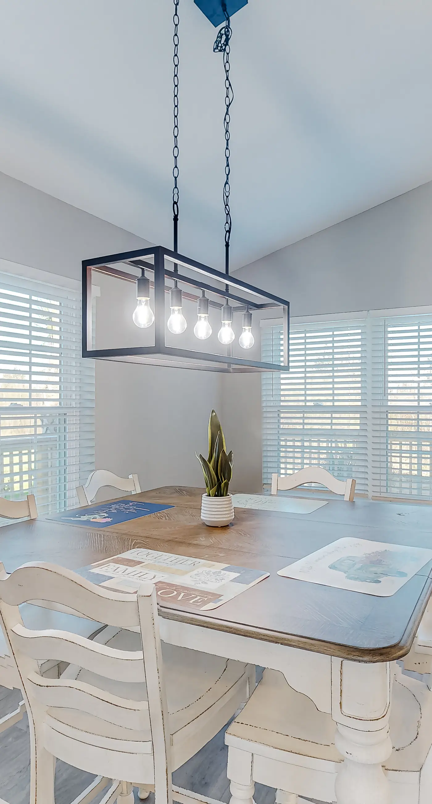 Serene home with grill, patio, deck, & kitchen - snowbird friendly