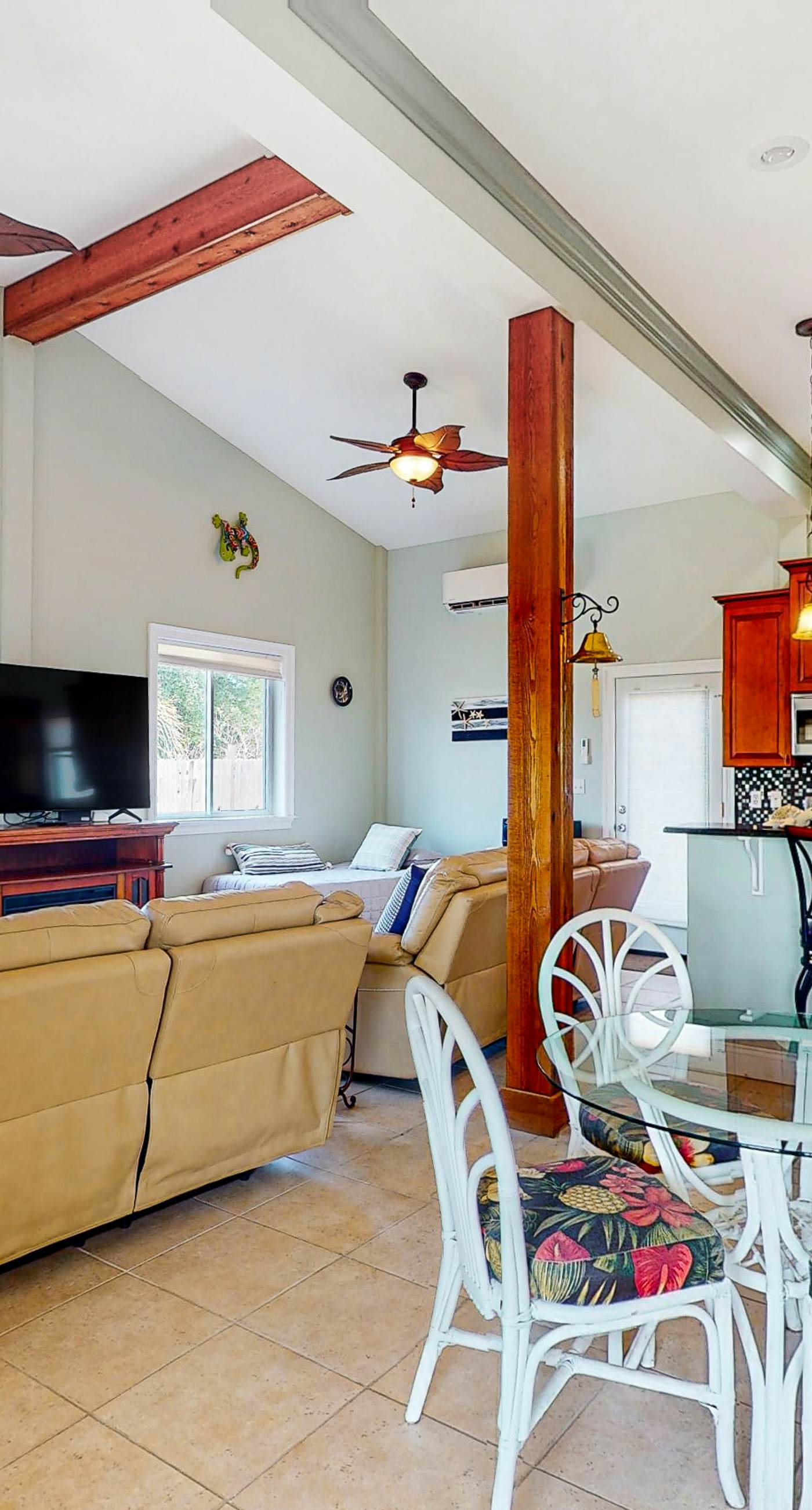 Dog-friendly cottage near the beach with patio, grill, washer/dryer, partial AC