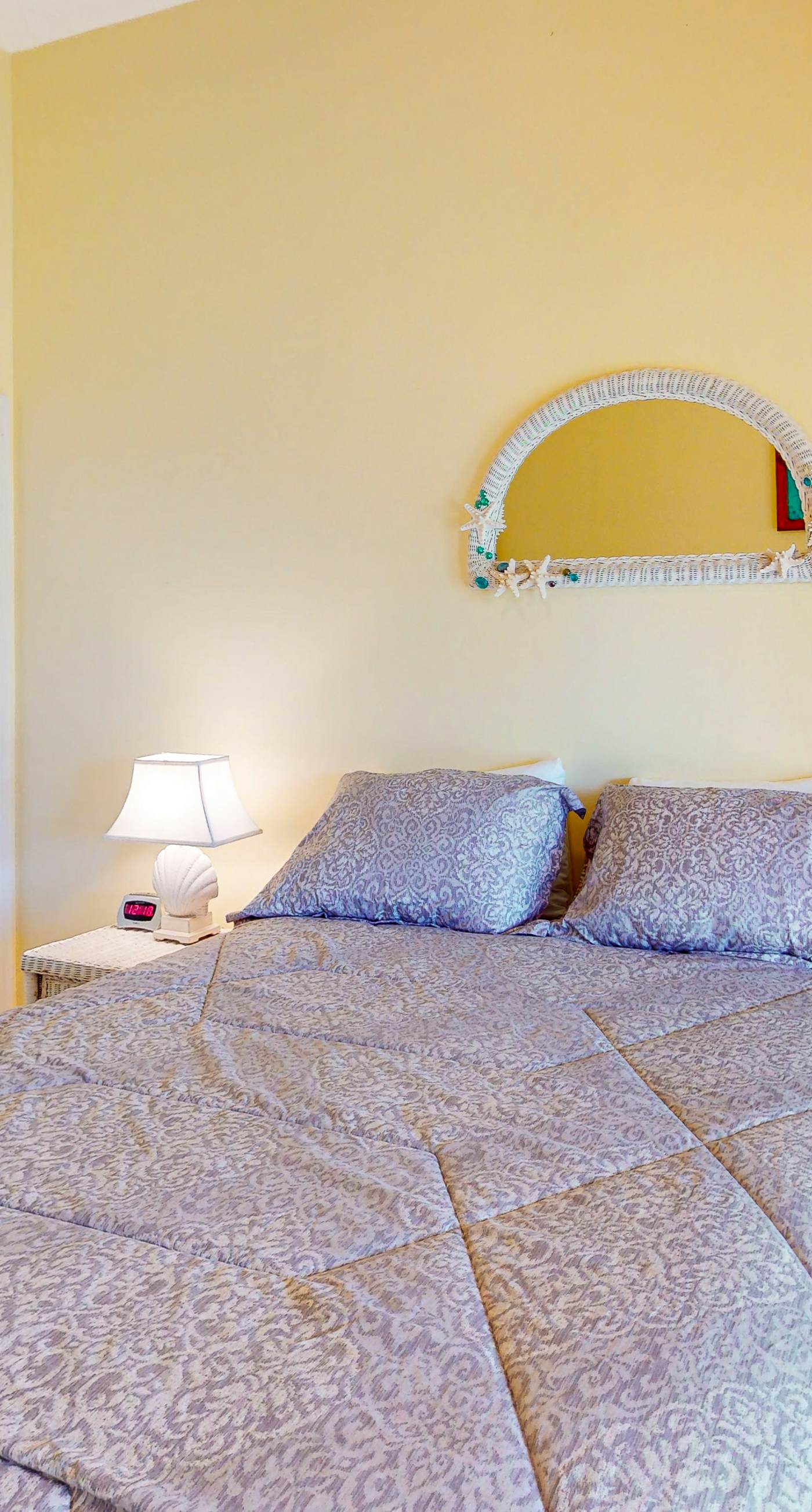 Dog-friendly cottage near the beach with patio, grill, washer/dryer, partial AC