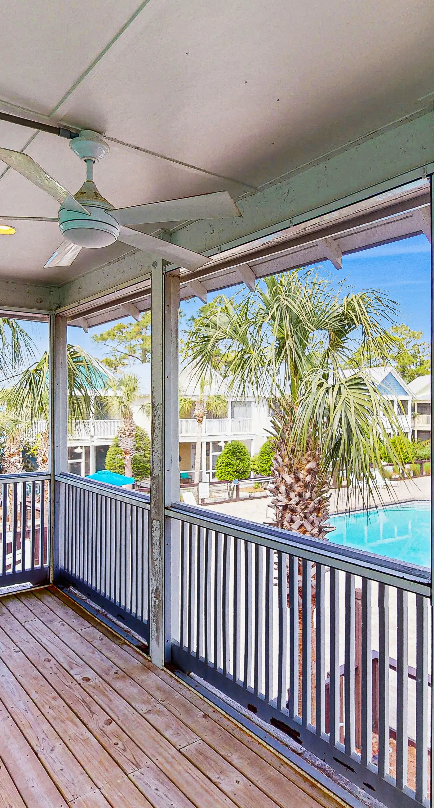 Welcoming Cottage with Hot Tub - 1 Mile to Windmark Beach