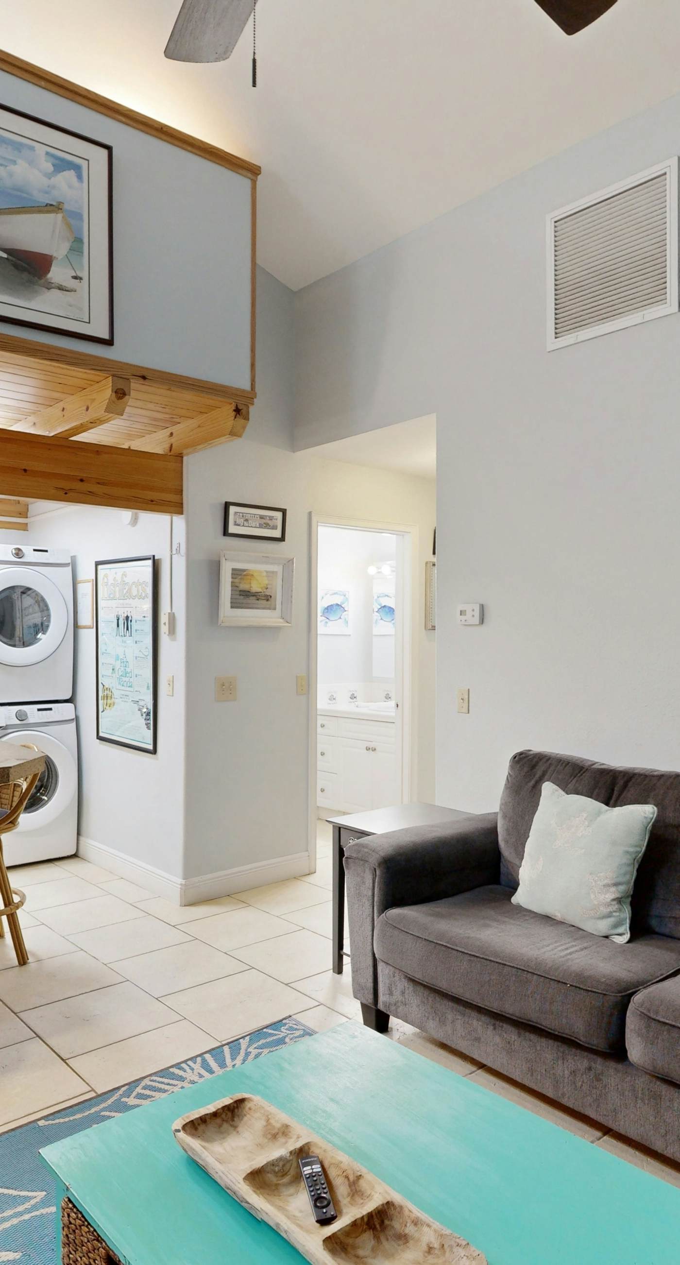 Classic Beach Condo with a Shared Pool, Loft, & Grill - Walk to the Beach