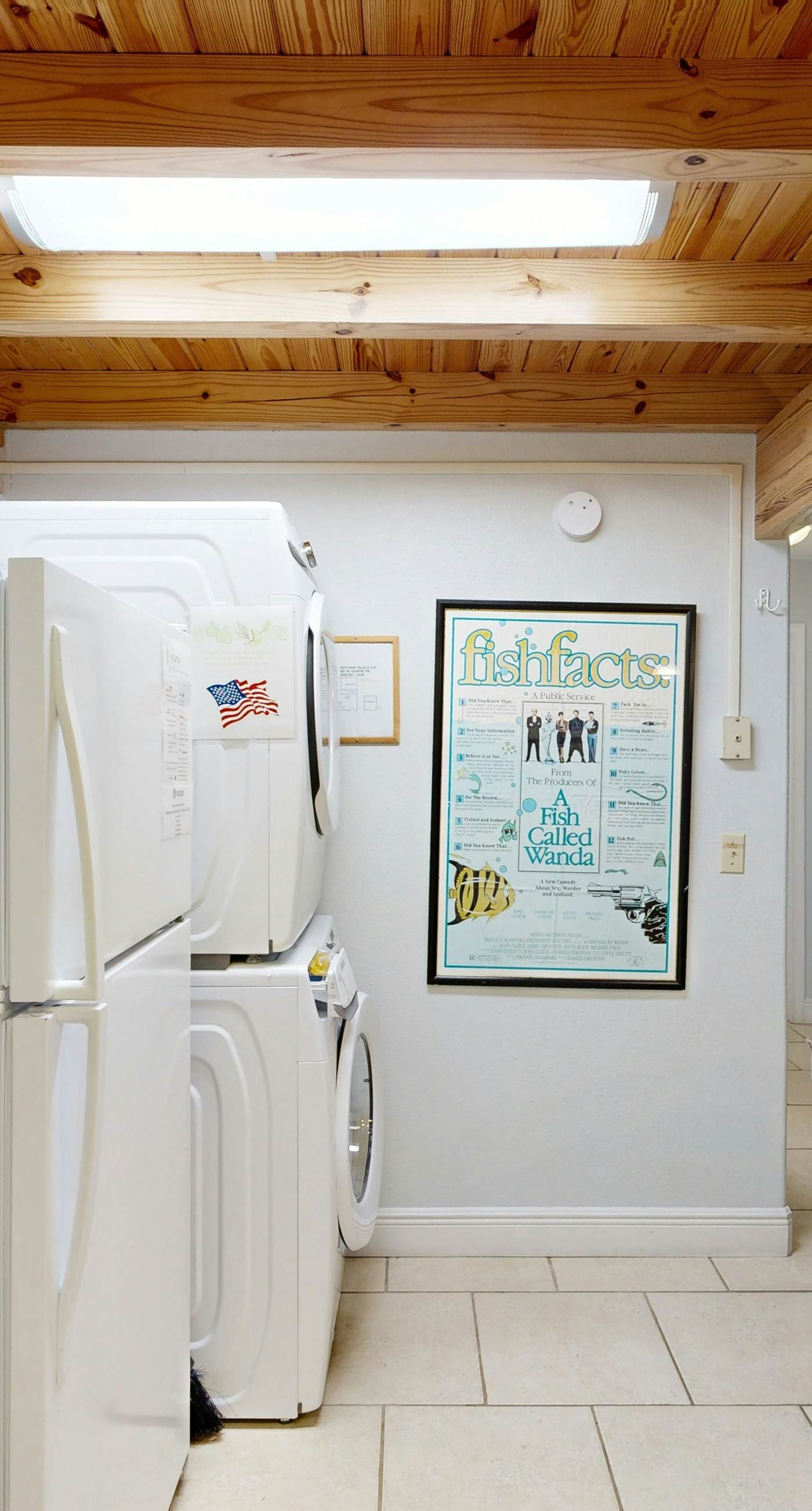 Classic Beach Condo with a Shared Pool, Loft, & Grill - Walk to the Beach