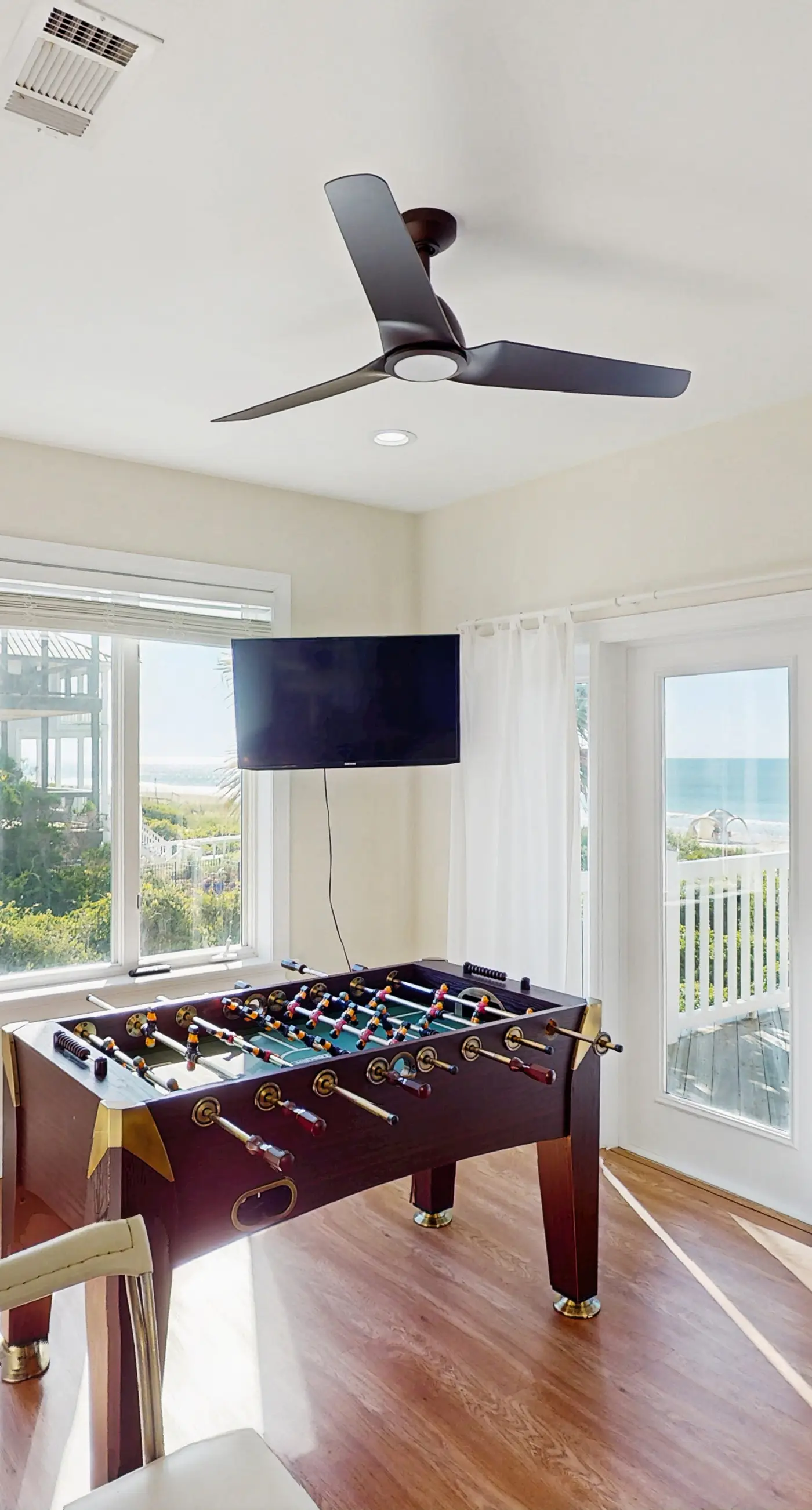 Beachfront home with a pool, game room, deck, grill, washer&dryer & central AC