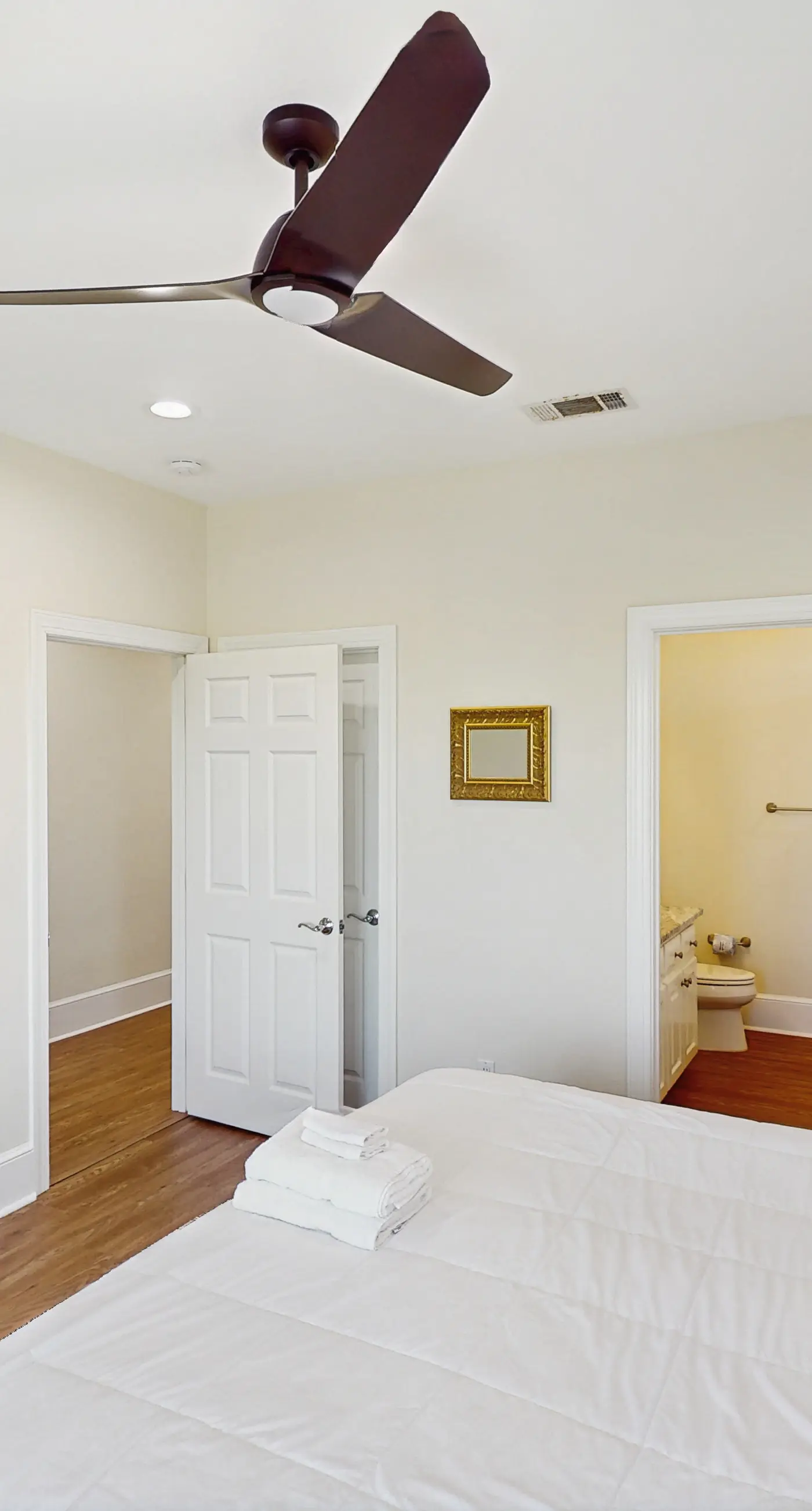 Beachfront home with a pool, game room, deck, grill, washer&dryer & central AC