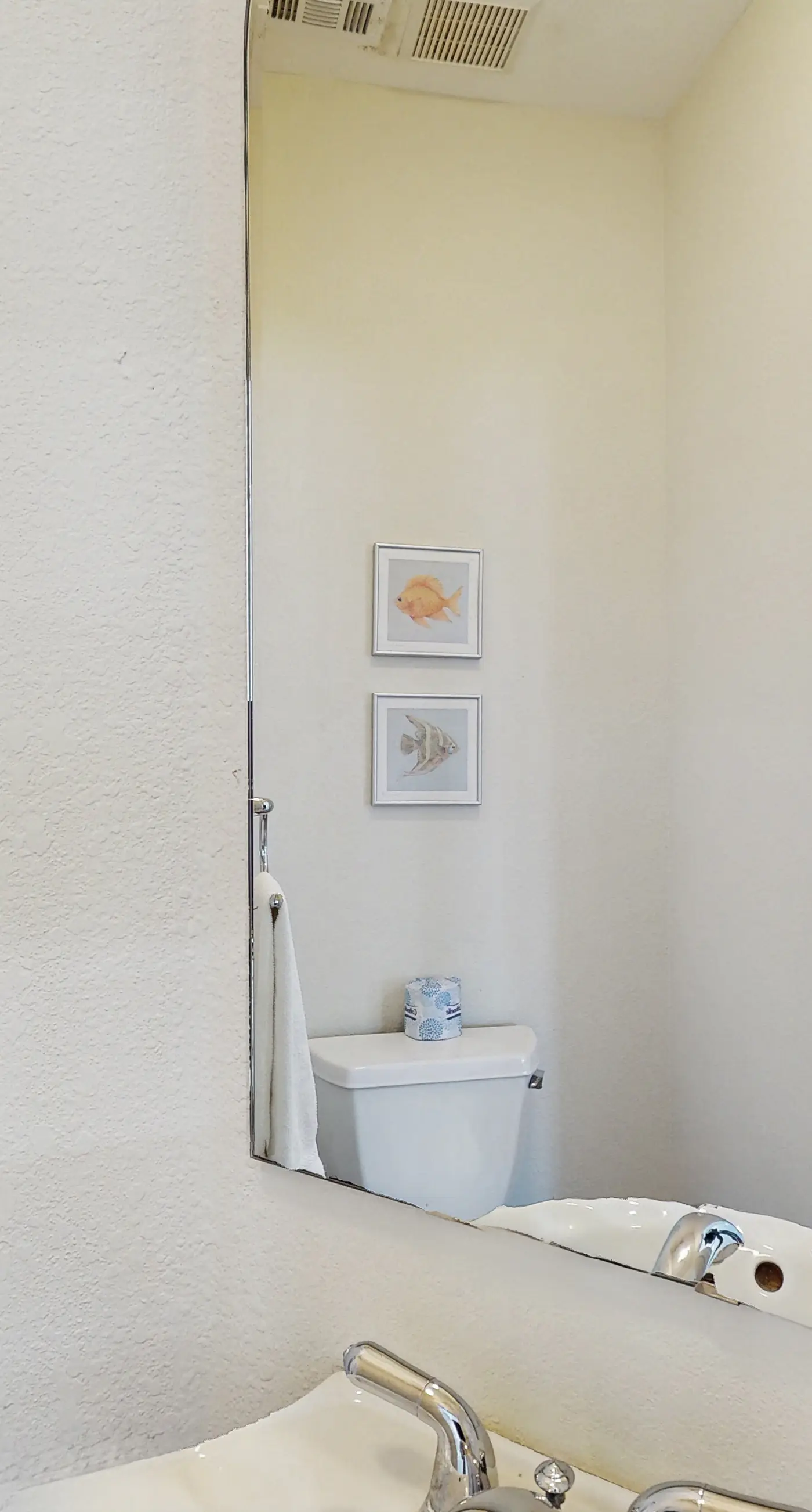 Beachfront home with a pool, game room, deck, grill, washer&dryer & central AC