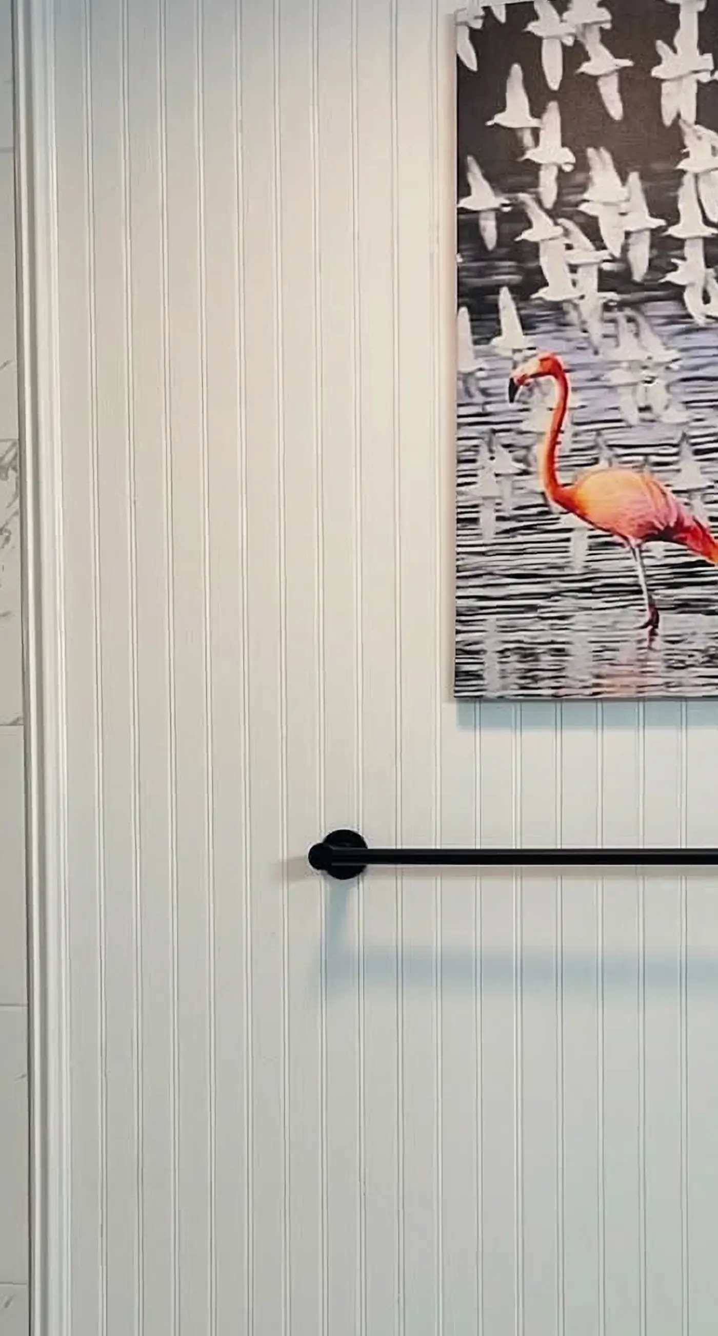 Dog-friendly, poolside townhouse w/community pool, grills, deck, beach gear, AC