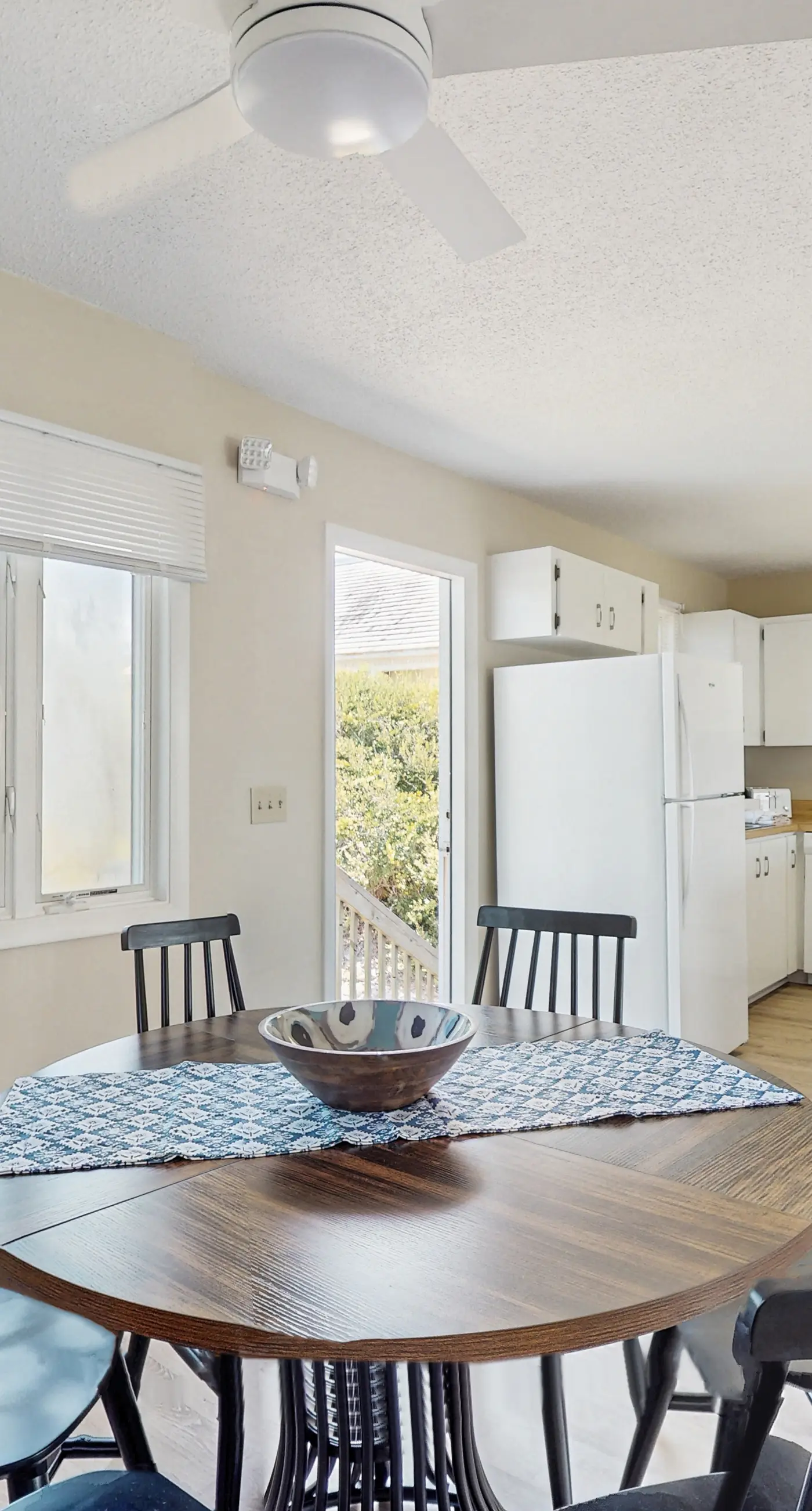 Gorgeous private home with gulf views, dog-friendly & community pool