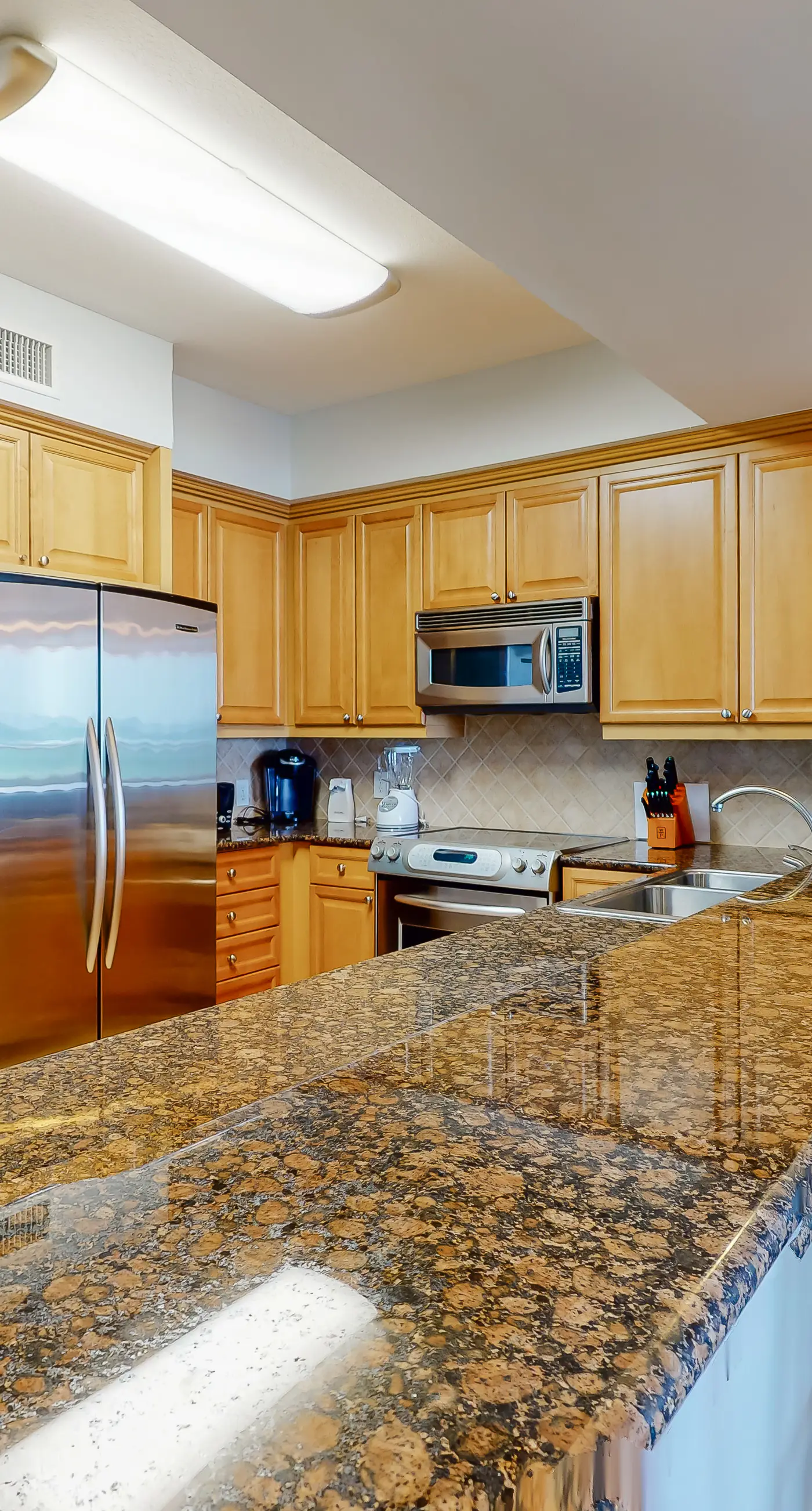 Gulf Front 3BR | 2nd Floor | Pool | Hot Tub | W/D
