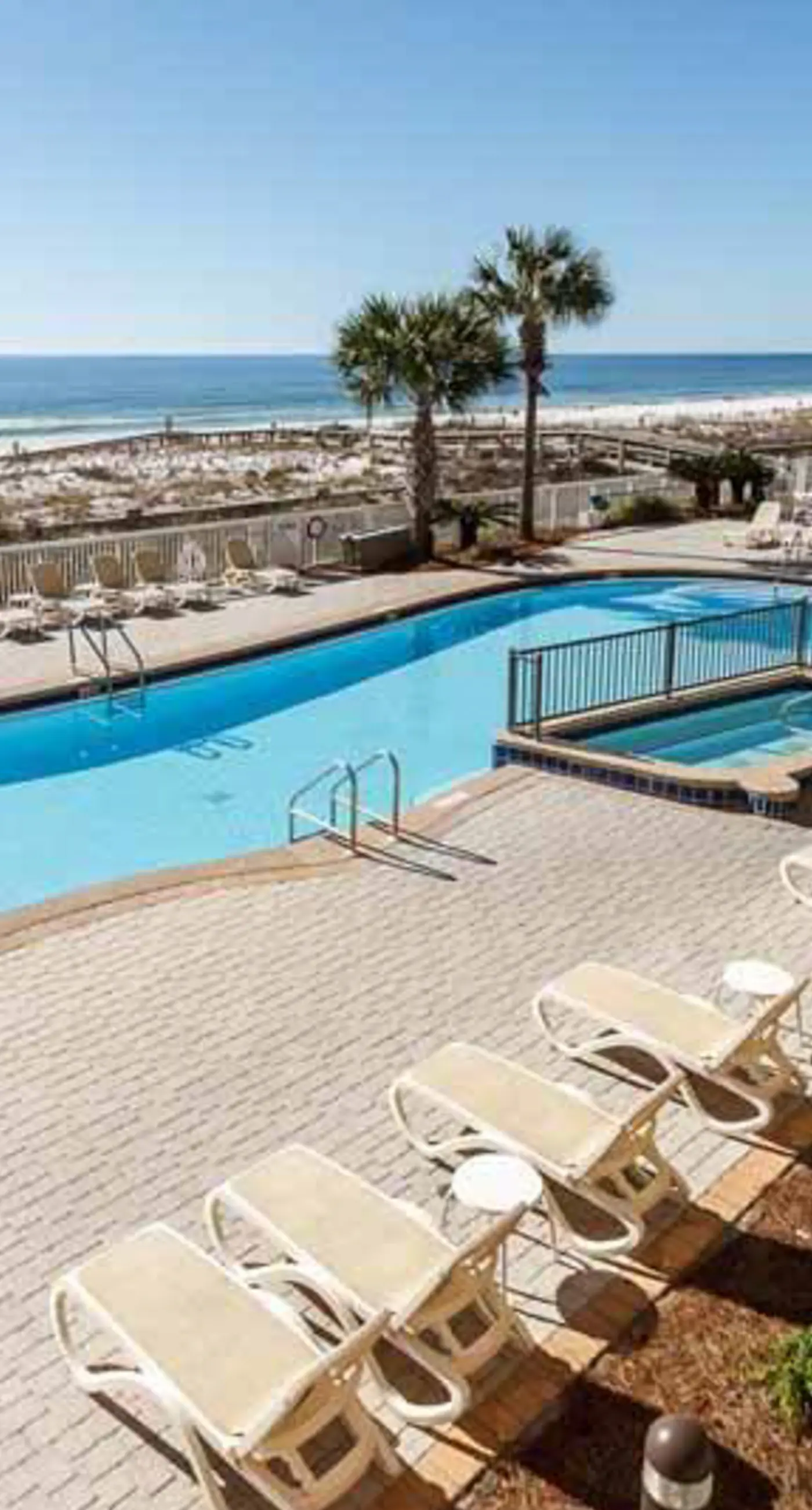 Gulf Front 3BR | 2nd Floor | Pool | Hot Tub | W/D