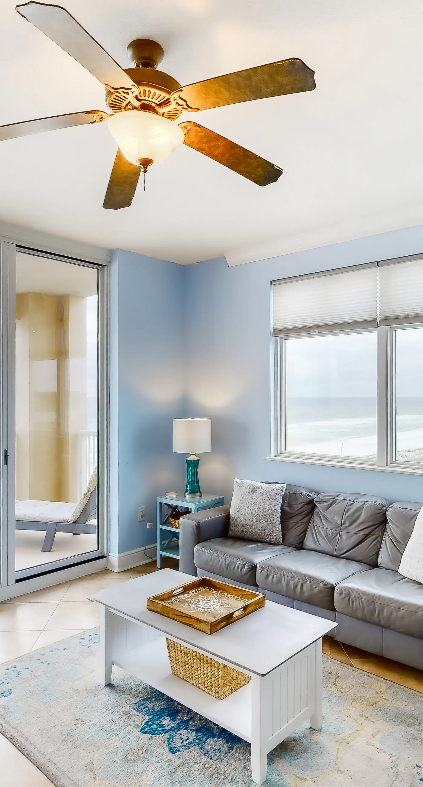 Floor Condo Gulf Front, Nearby Shopping & Dining Seasonal Beach Service