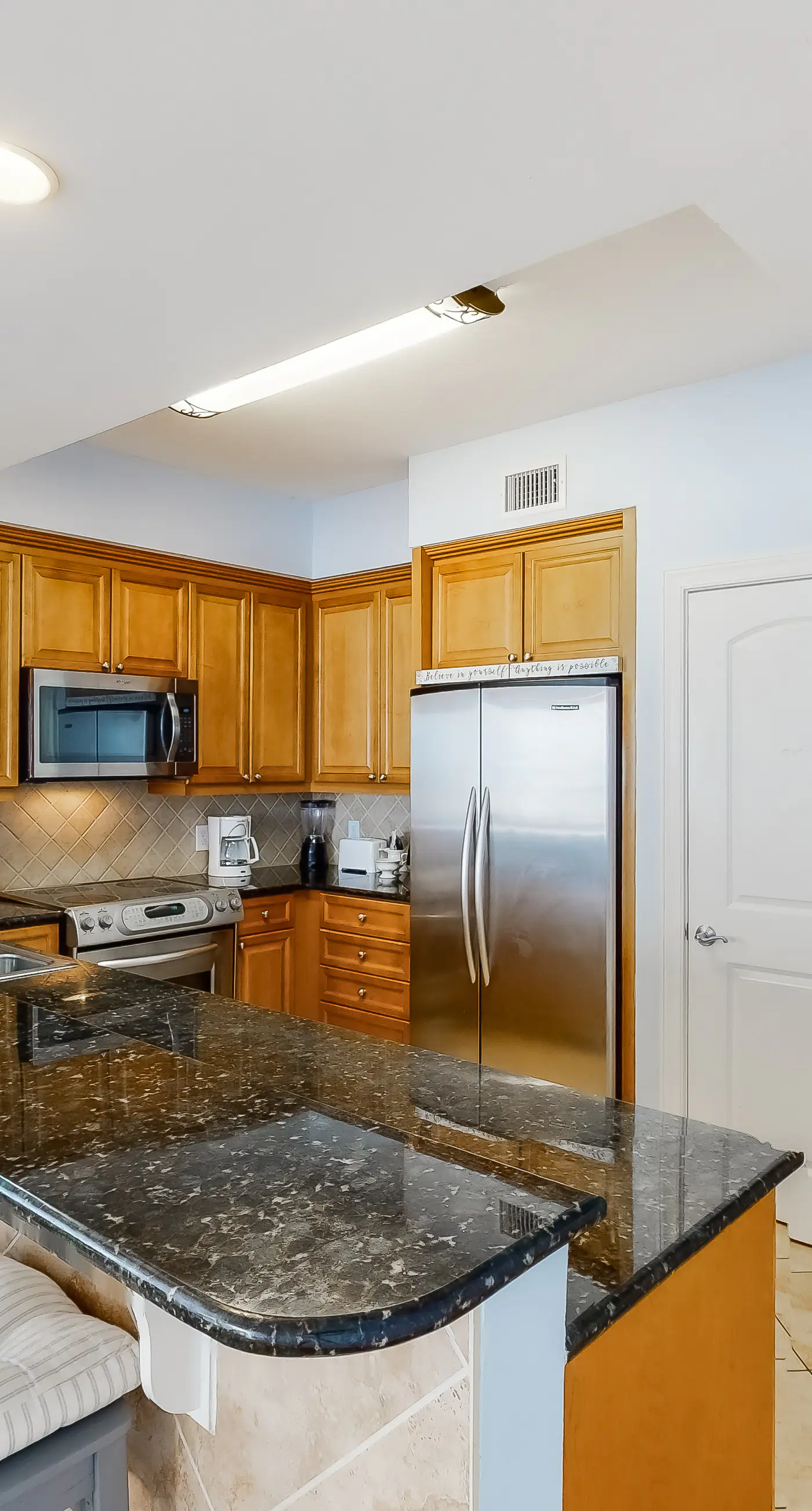Floor Condo Gulf Front, Nearby Shopping & Dining Seasonal Beach Service