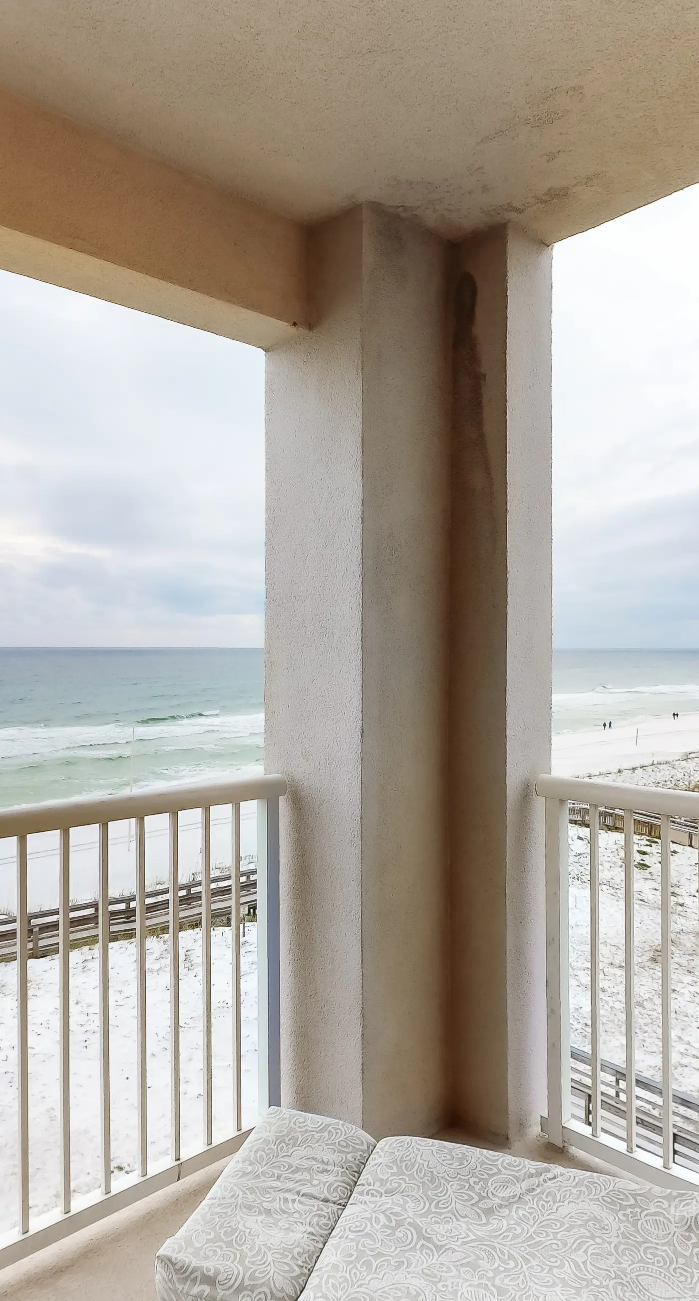 Floor Condo Gulf Front, Nearby Shopping & Dining Seasonal Beach Service