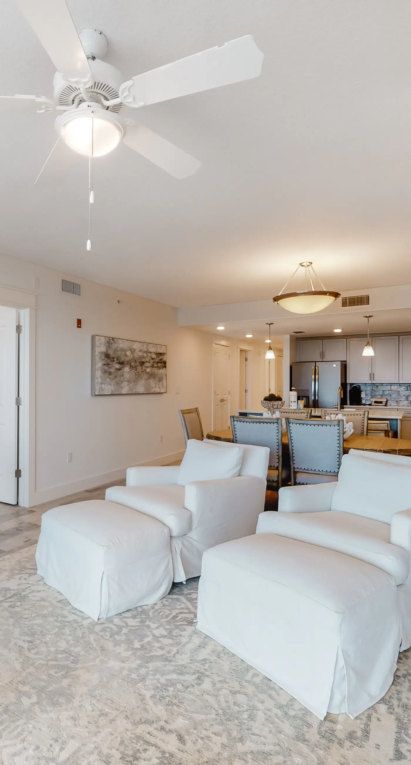 Blu 405 - Fourth floor oceanfront condo with ocean views, private W&D, and central AC