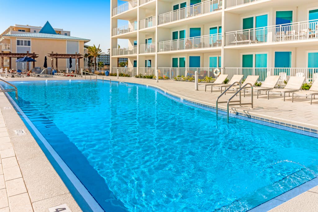 Blu Condos 406