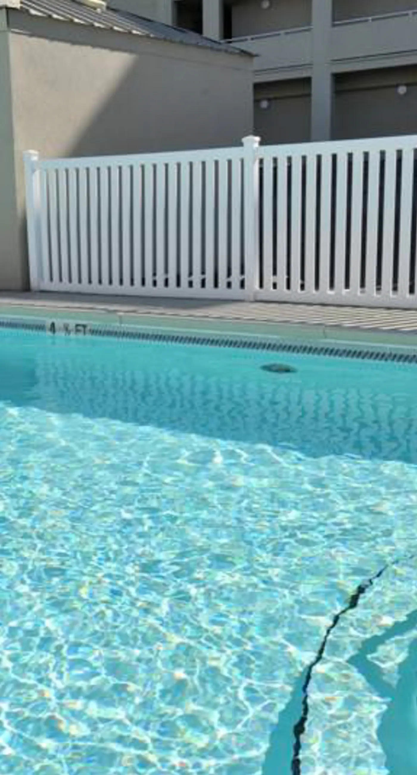 Emerald Towers West 5001 - Beautiful Gulf-front Condo with a Community Pool and Free WiFi