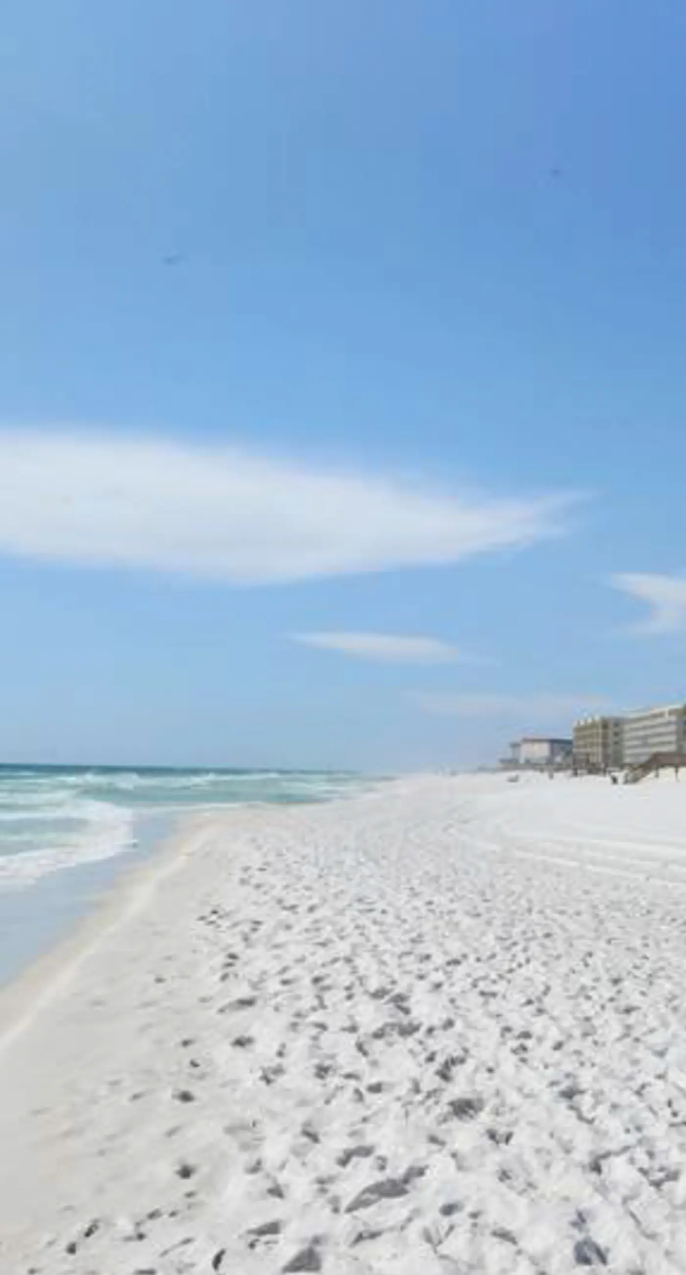 Emerald Towers West 5001 - Beautiful Gulf-front Condo with a Community Pool and Free WiFi