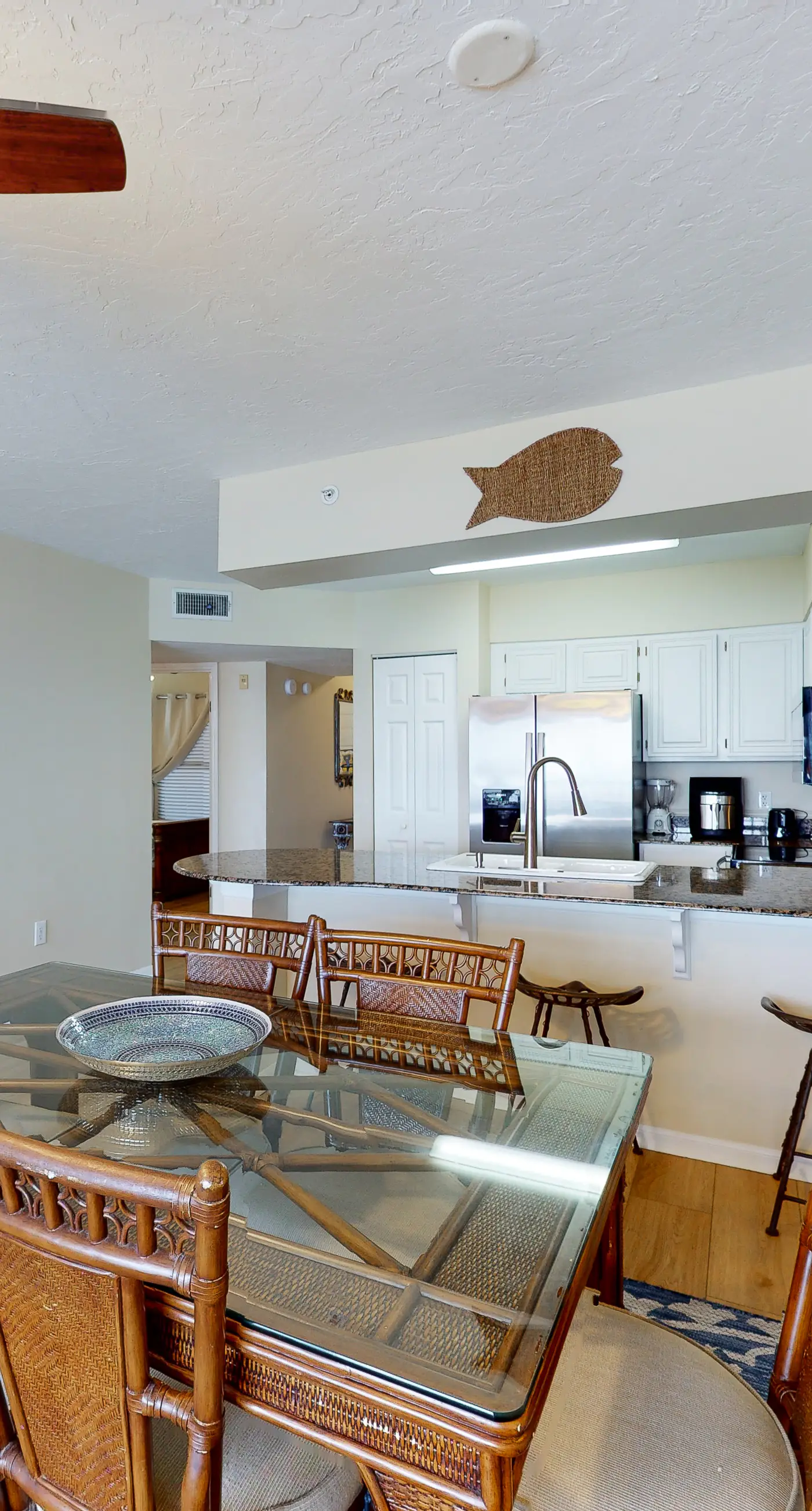 Emerald Towers West 5001 - Beautiful Gulf-front Condo with a Community Pool and Free WiFi