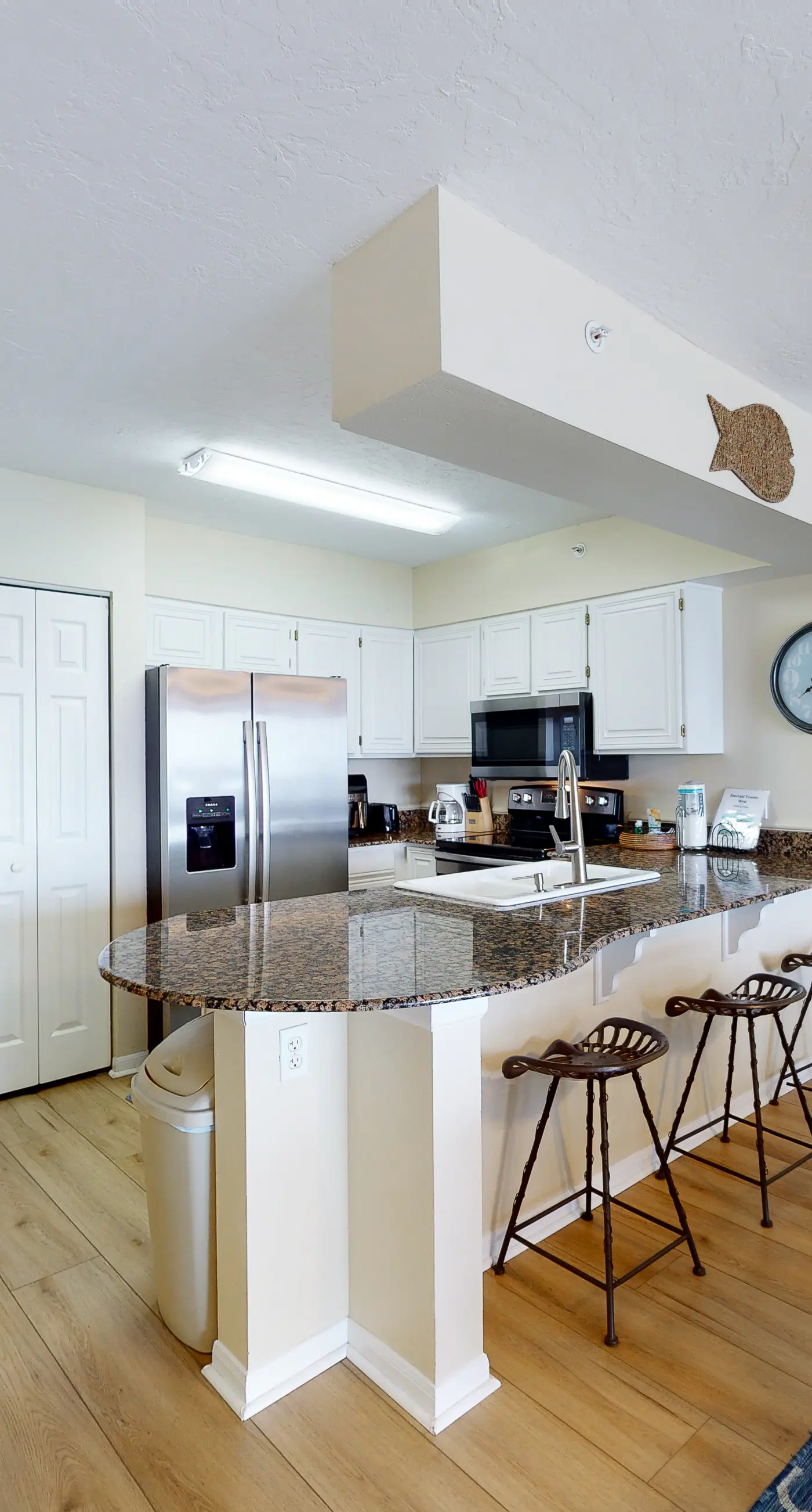 Emerald Towers West 5001 - Beautiful Gulf-front Condo with a Community Pool and Free WiFi