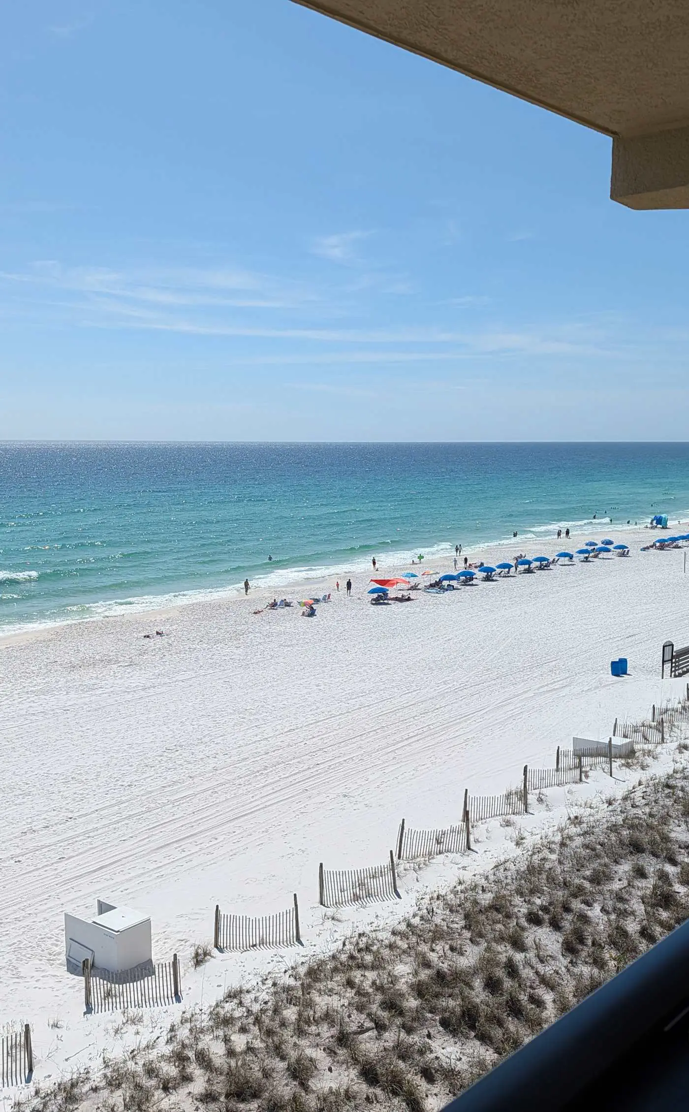 Beautiful Gulf-front Condo with a Community Pool and Seasonal Beach Service