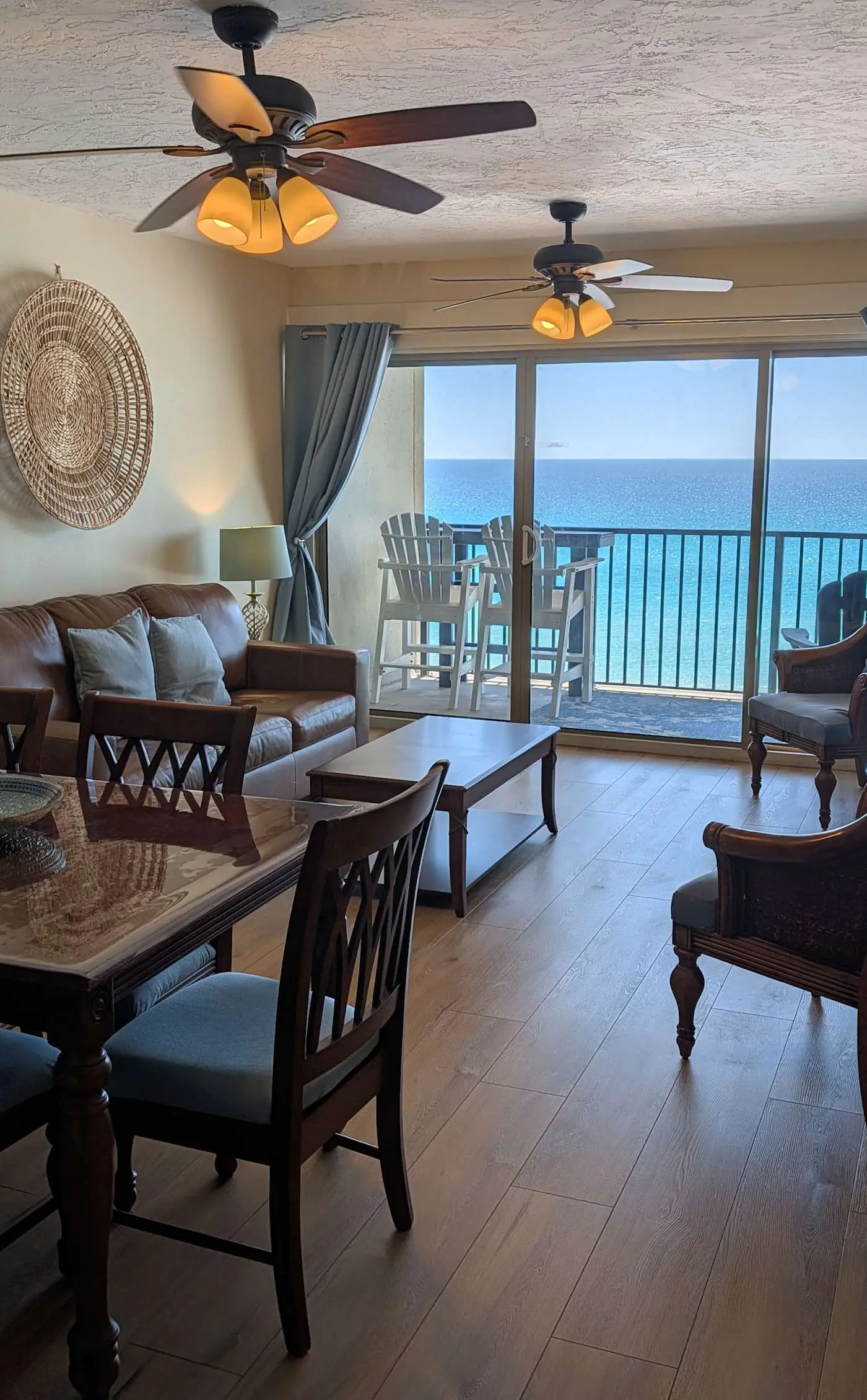 Beautiful Gulf-front Condo with a Community Pool and Seasonal Beach Service