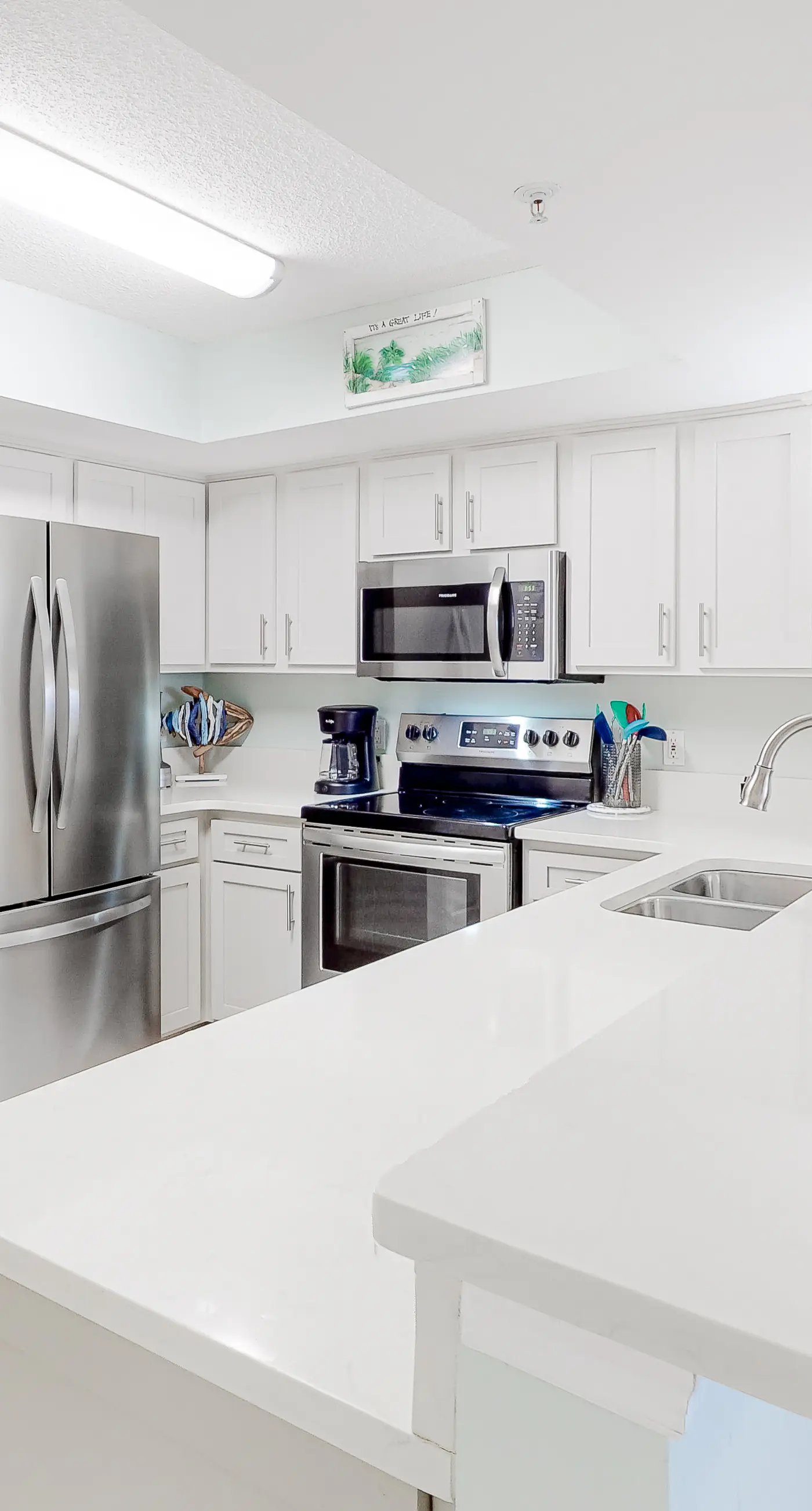 Gulf Dunes 209 - Charming Beachfront Condo, Perfectly Located Near Entertainment