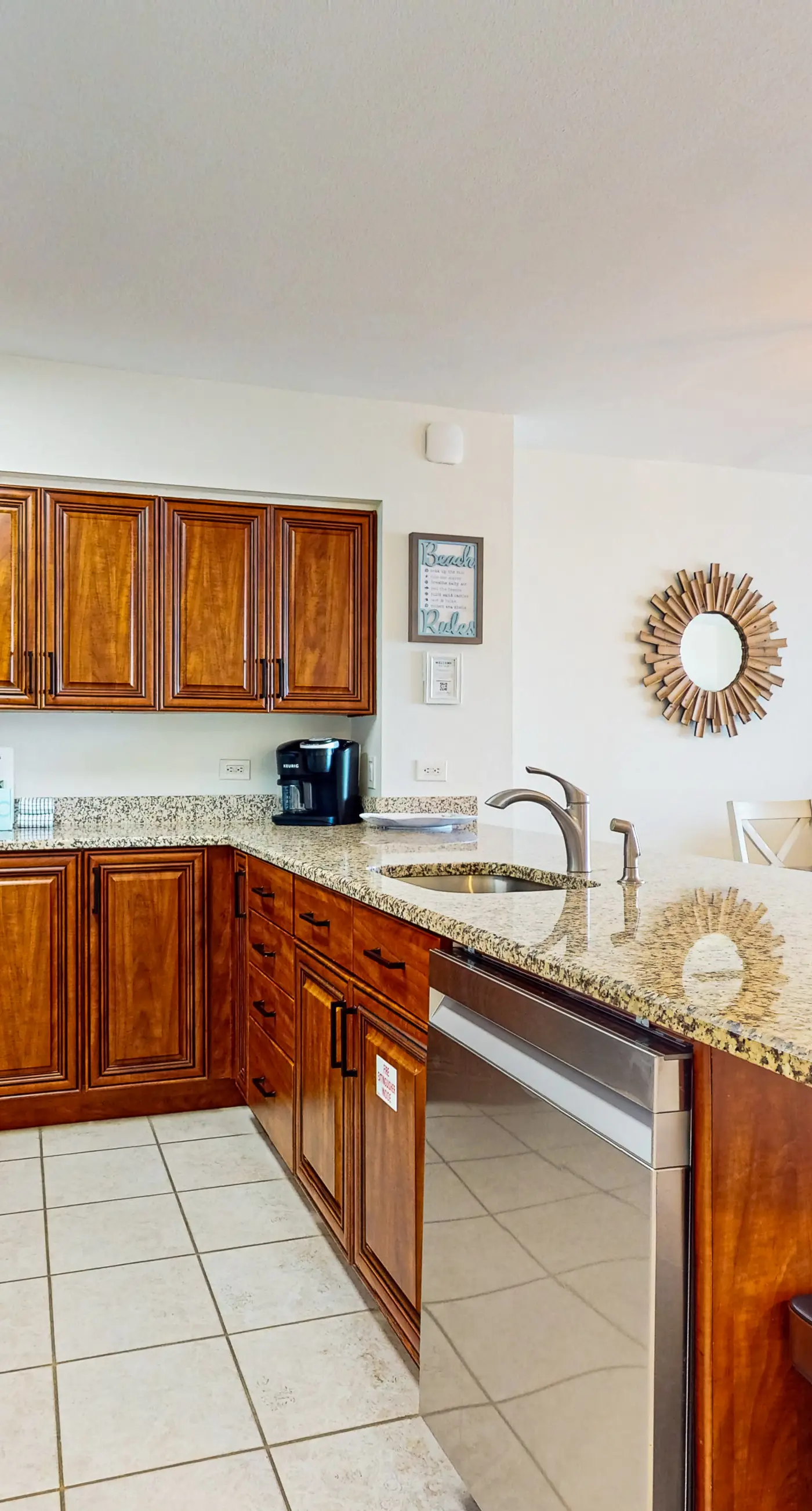 Island Princess 704- Oceanfront, 7th floor condo with balcony, pool, hot tub, AC & washer&dryer