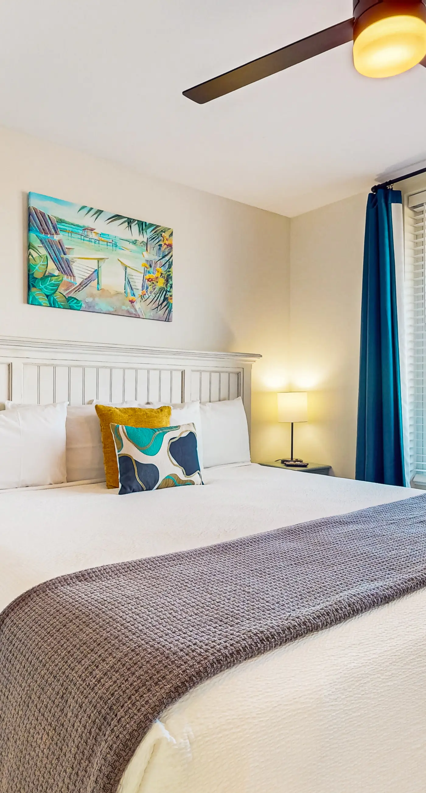 Island Princess 704- Oceanfront, 7th floor condo with balcony, pool, hot tub, AC & washer&dryer