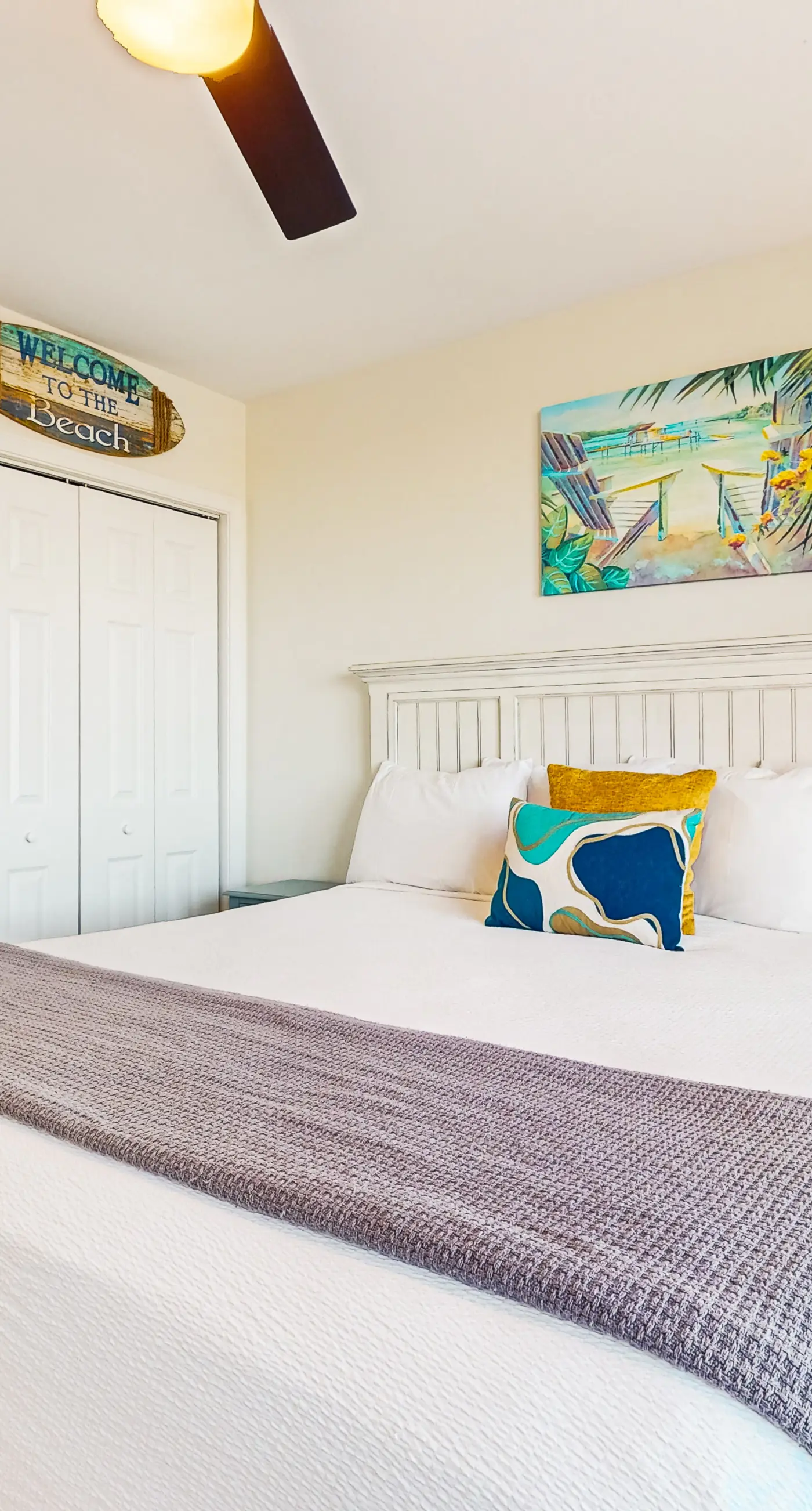 Island Princess 704- Oceanfront, 7th floor condo with balcony, pool, hot tub, AC & washer&dryer