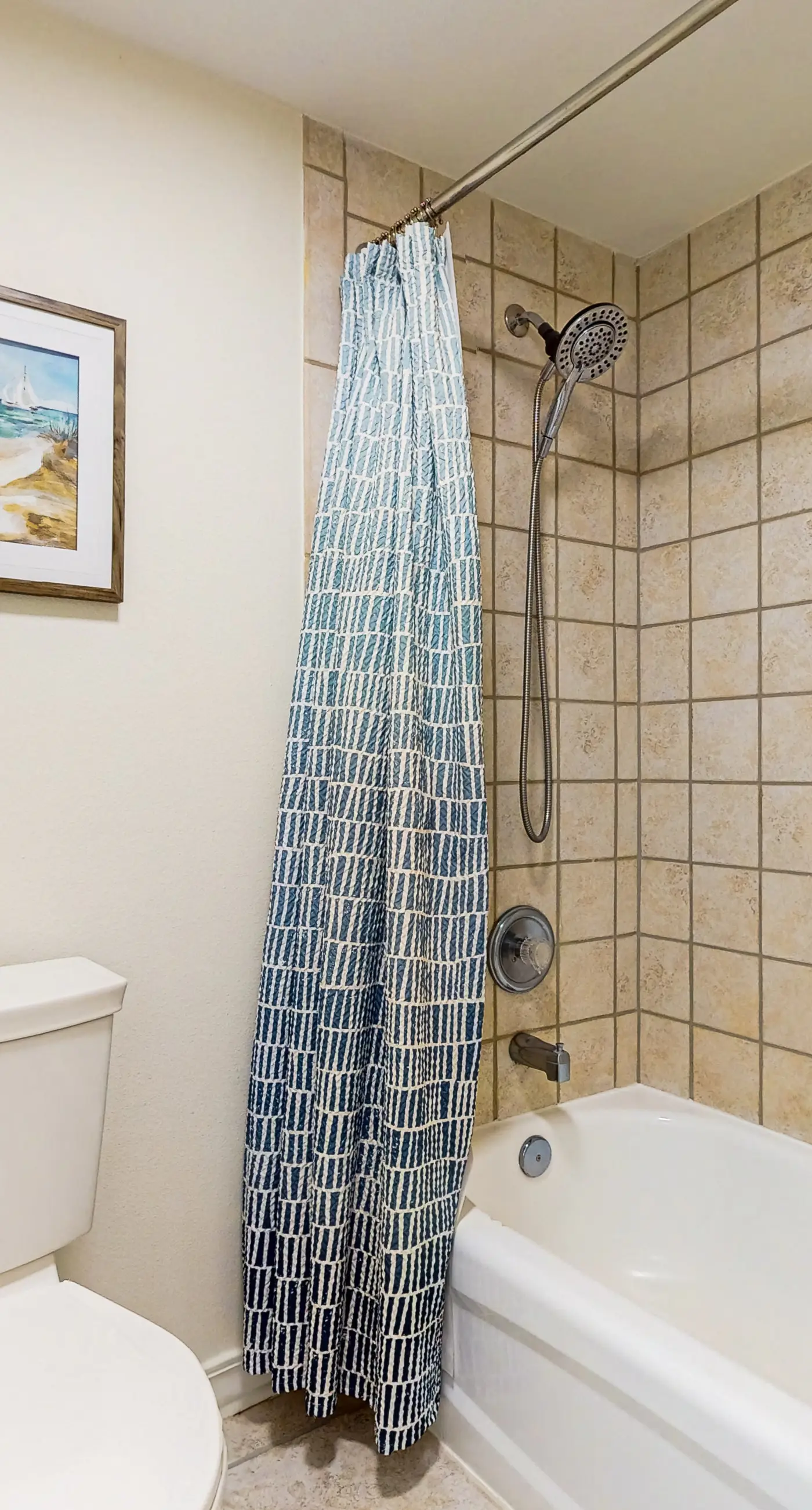 Island Princess 704- Oceanfront, 7th floor condo with balcony, pool, hot tub, AC & washer&dryer