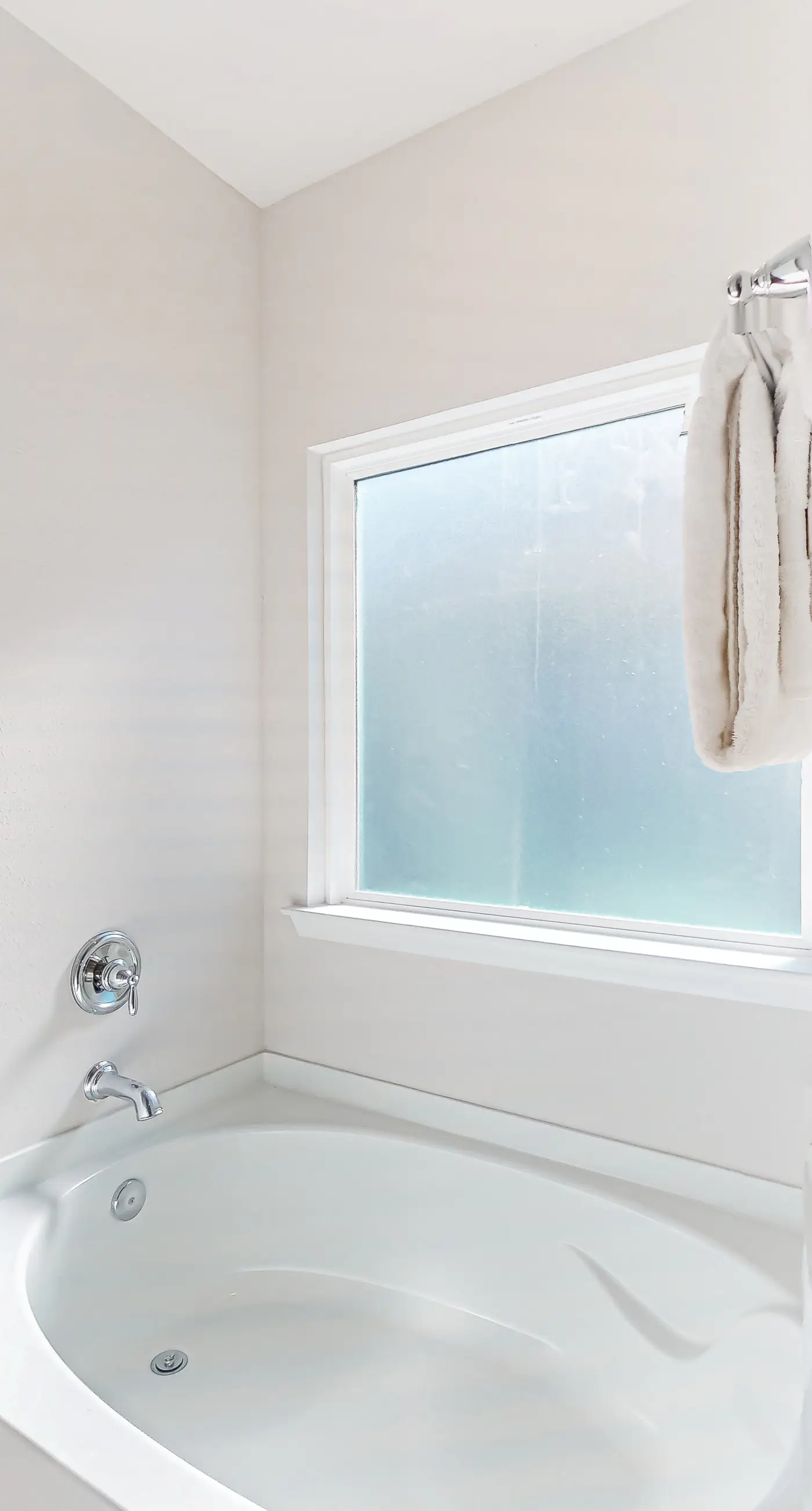 Snowbird-friendly resort home with pool, golf cart, patio, bikes, beach access