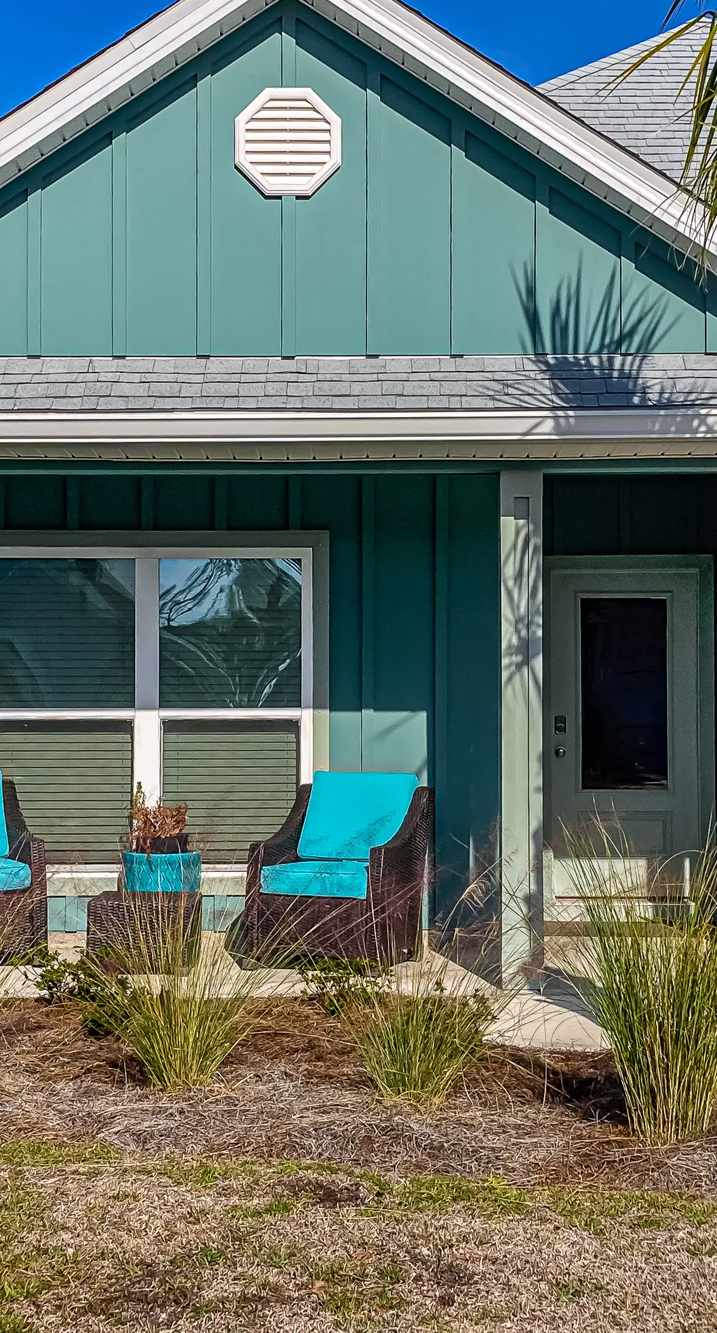 Snowbird-friendly resort home with pool, golf cart, patio, bikes, beach access