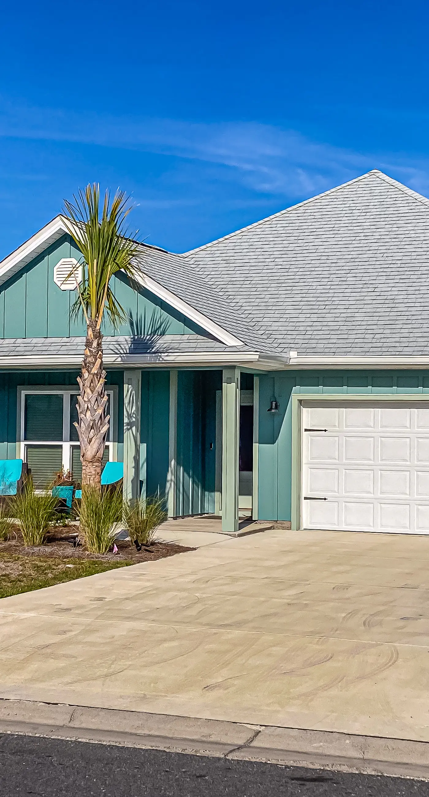 Snowbird-friendly resort home with pool, golf cart, patio, bikes, beach access