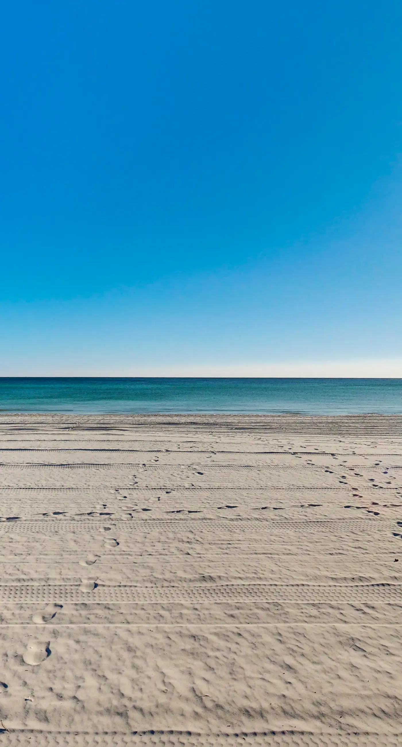 Gulf Front 4BR | Pools | Hot Tub | Balcony | W/D