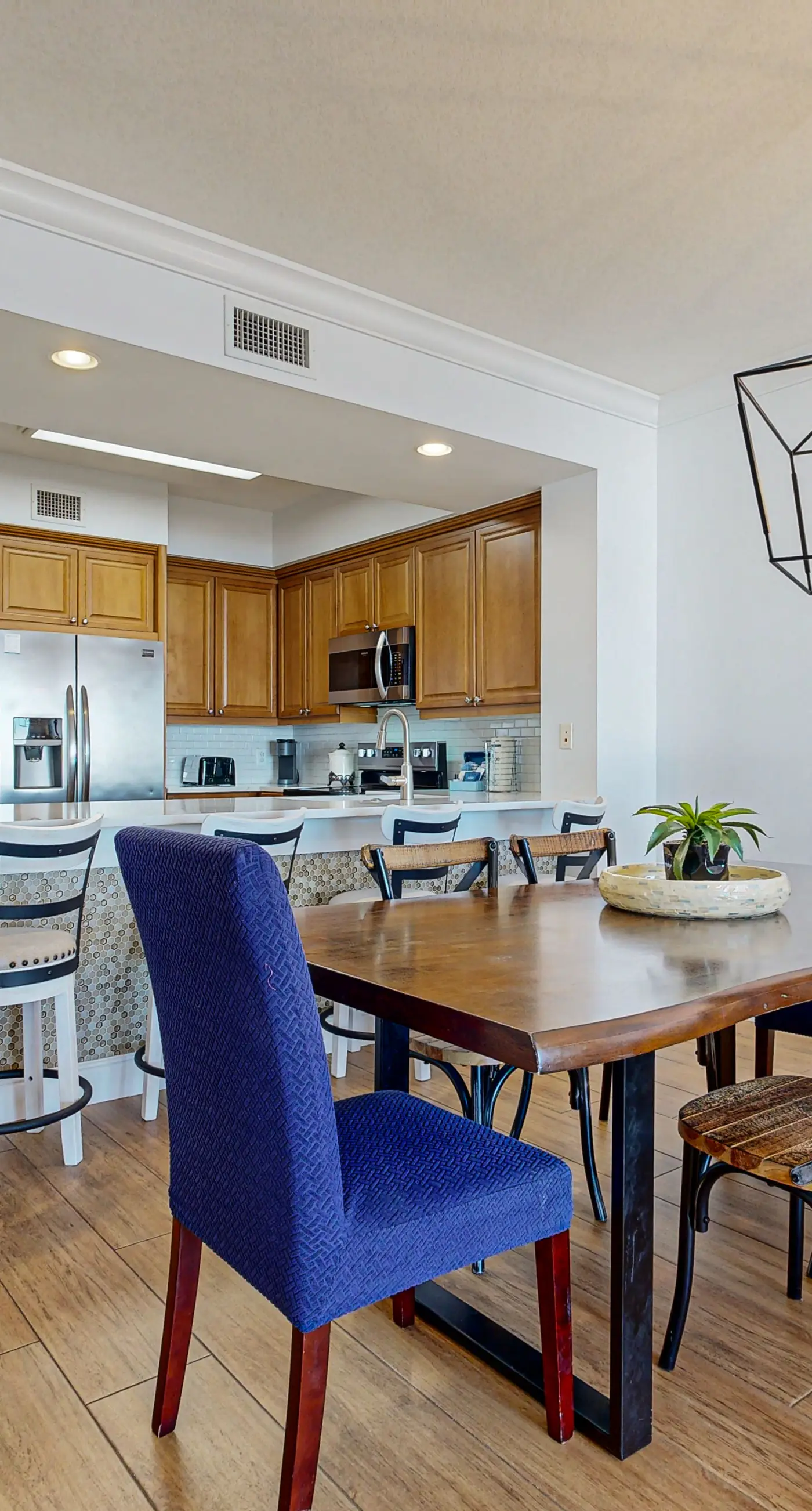 Gulf Front 4BR | Pools | Hot Tub | Balcony | W/D