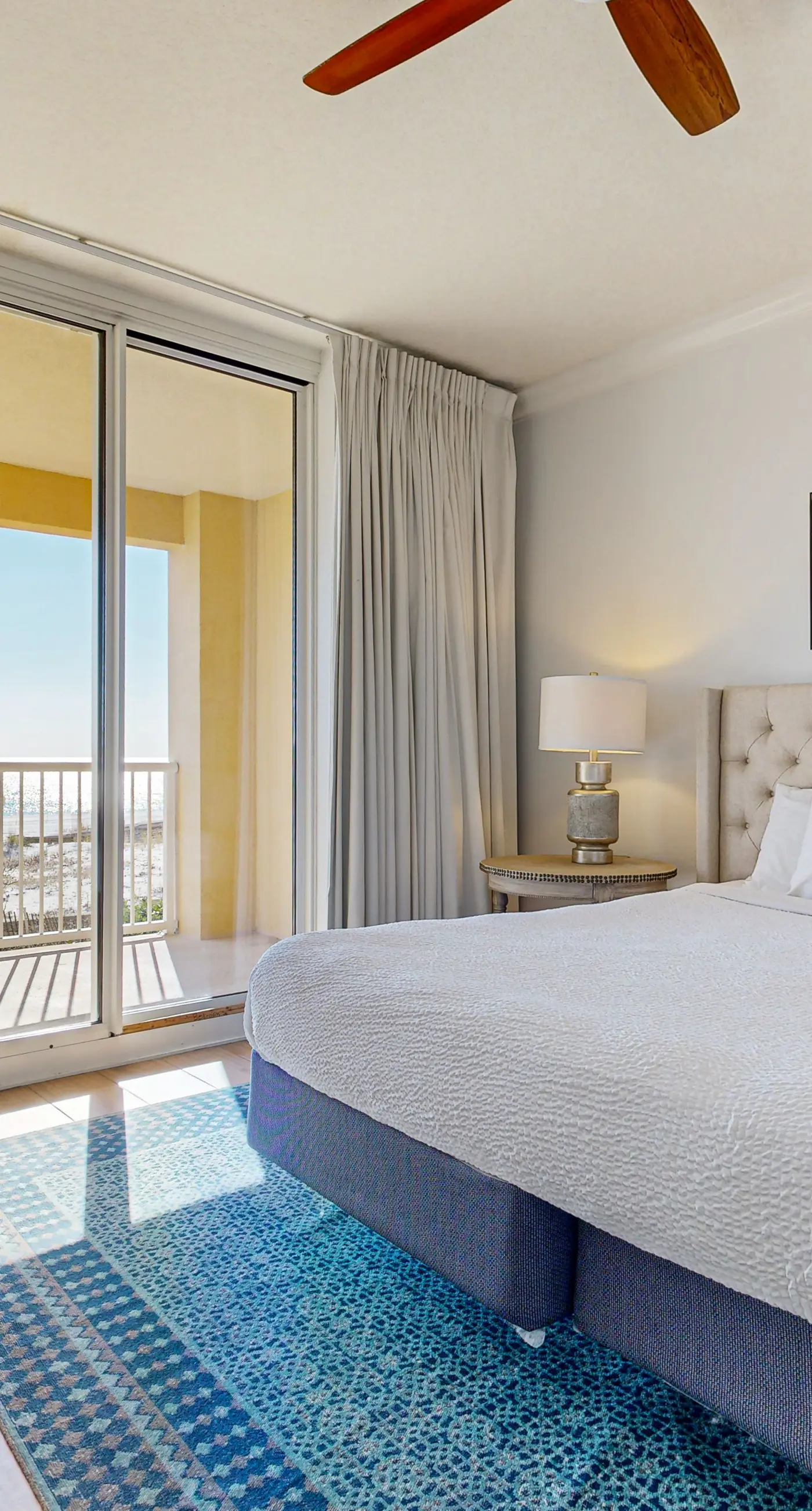 Gulf Front 4BR | Pools | Hot Tub | Balcony | W/D