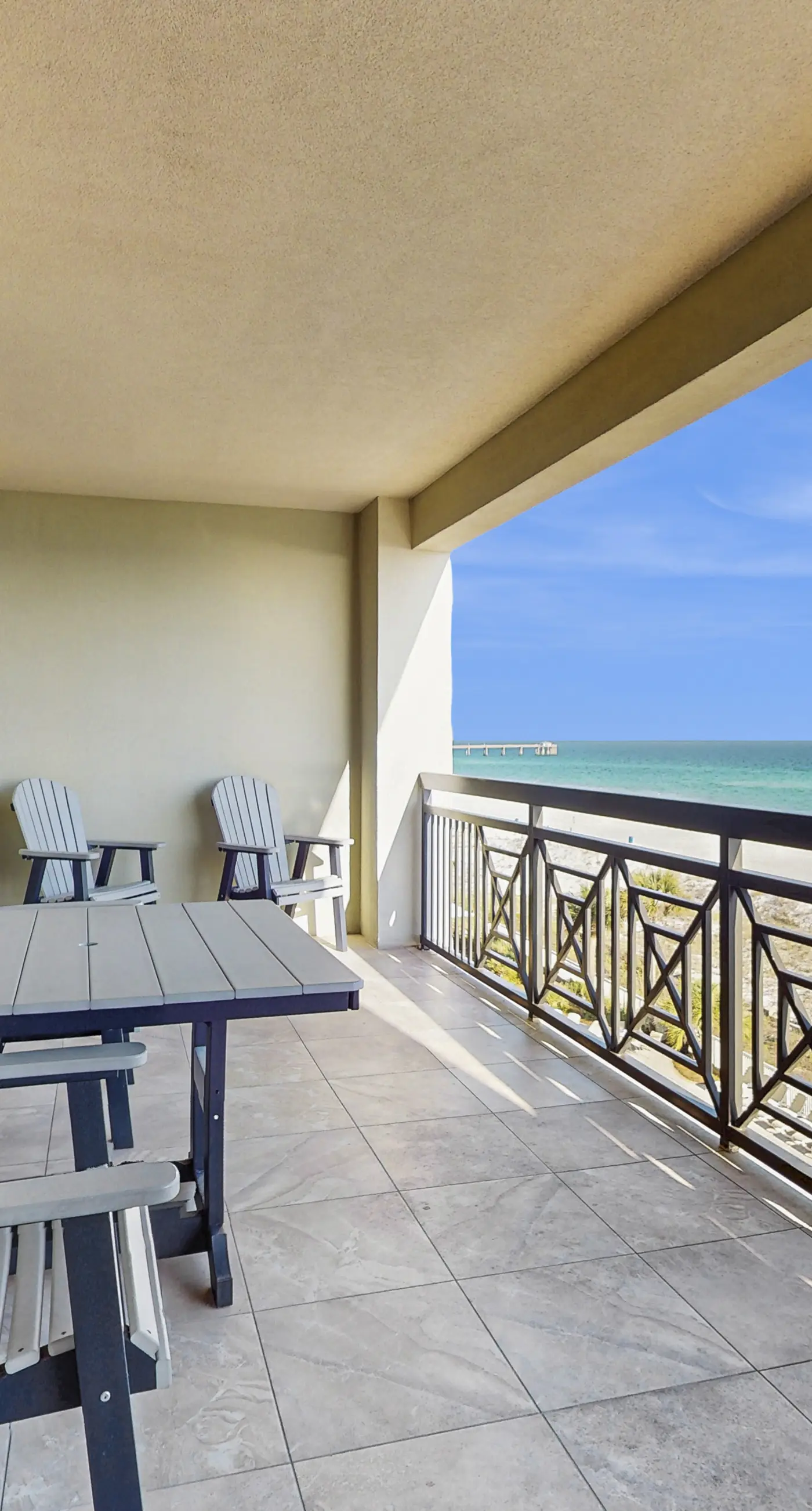 Gulf Front Condo Pools Onsite, Nearby Activities, Shops, Restaurants