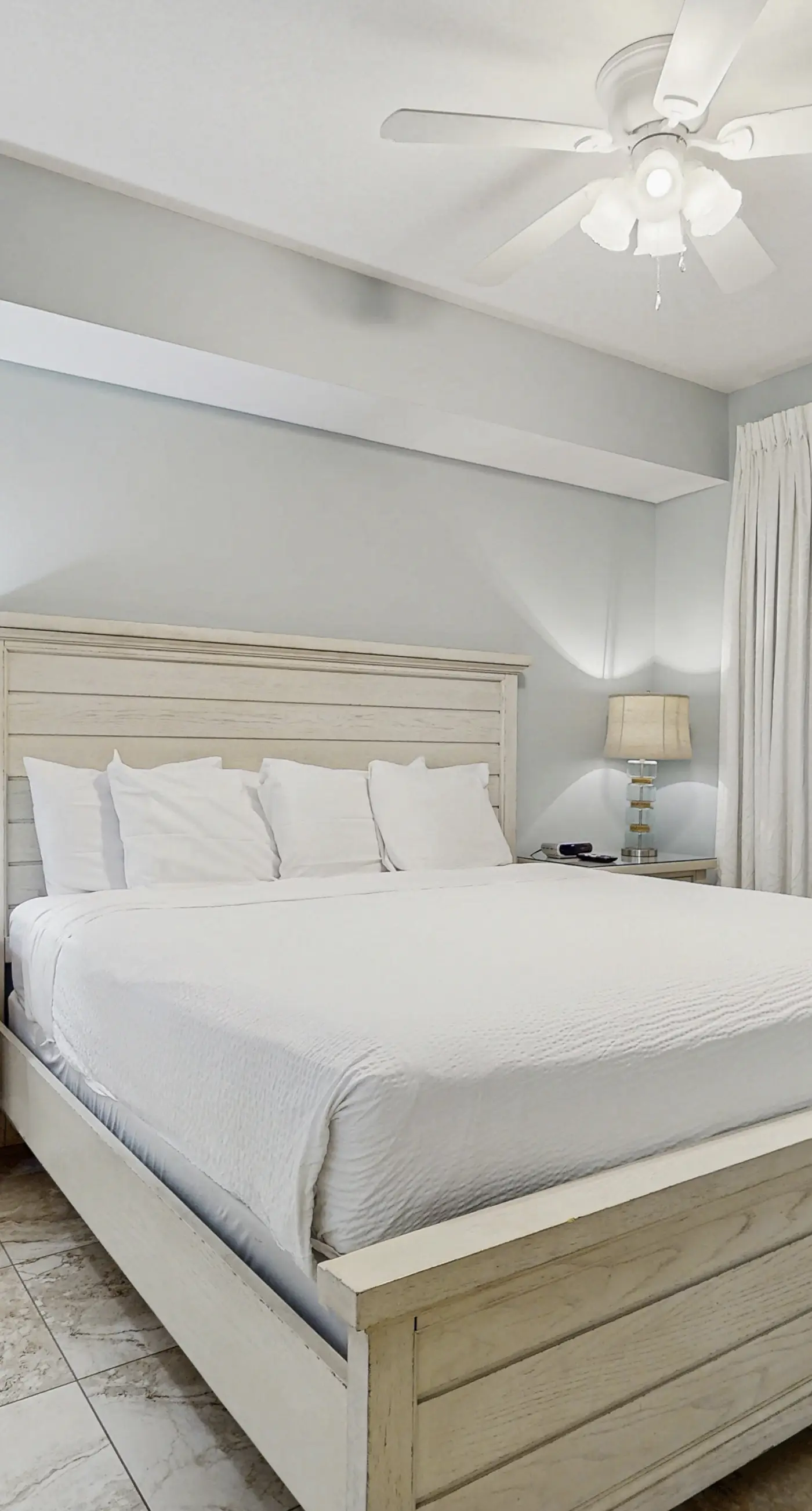 Gulf Front Condo Pools Onsite, Nearby Activities, Shops, Restaurants