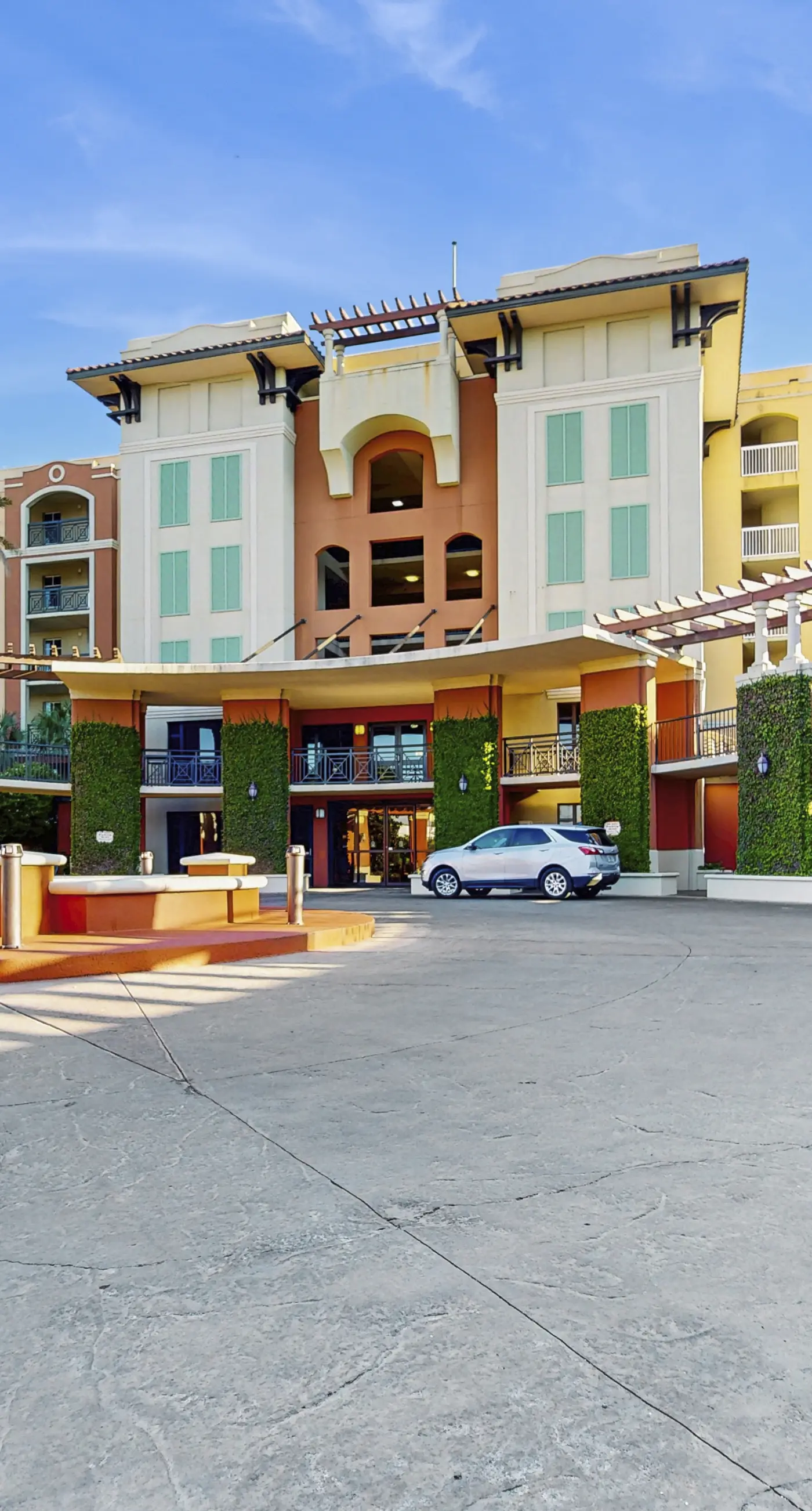 Gulf Front Condo Pools Onsite, Nearby Activities, Shops, Restaurants