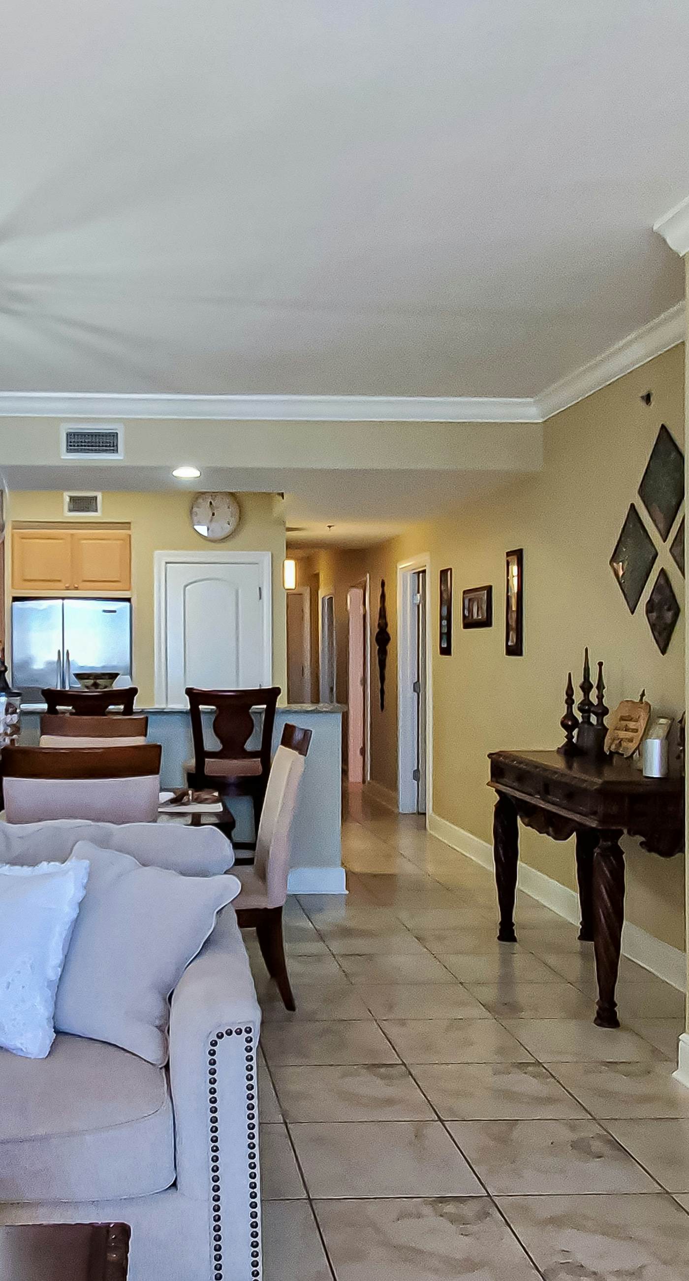 Azure 509. Gorgeous beachfront condo, private balcony, shared pool and beach access