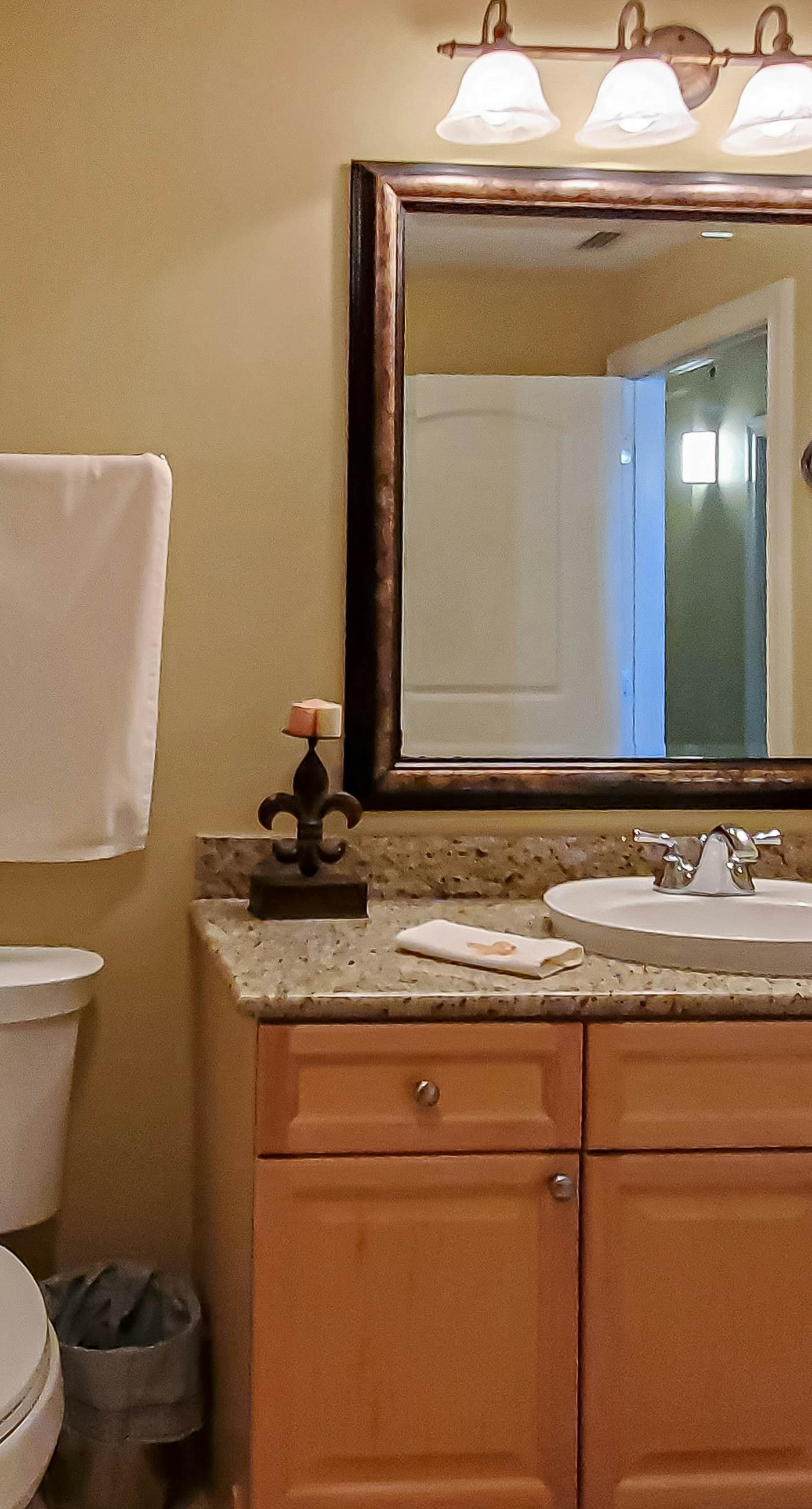 Azure 509. Gorgeous beachfront condo, private balcony, shared pool and beach access