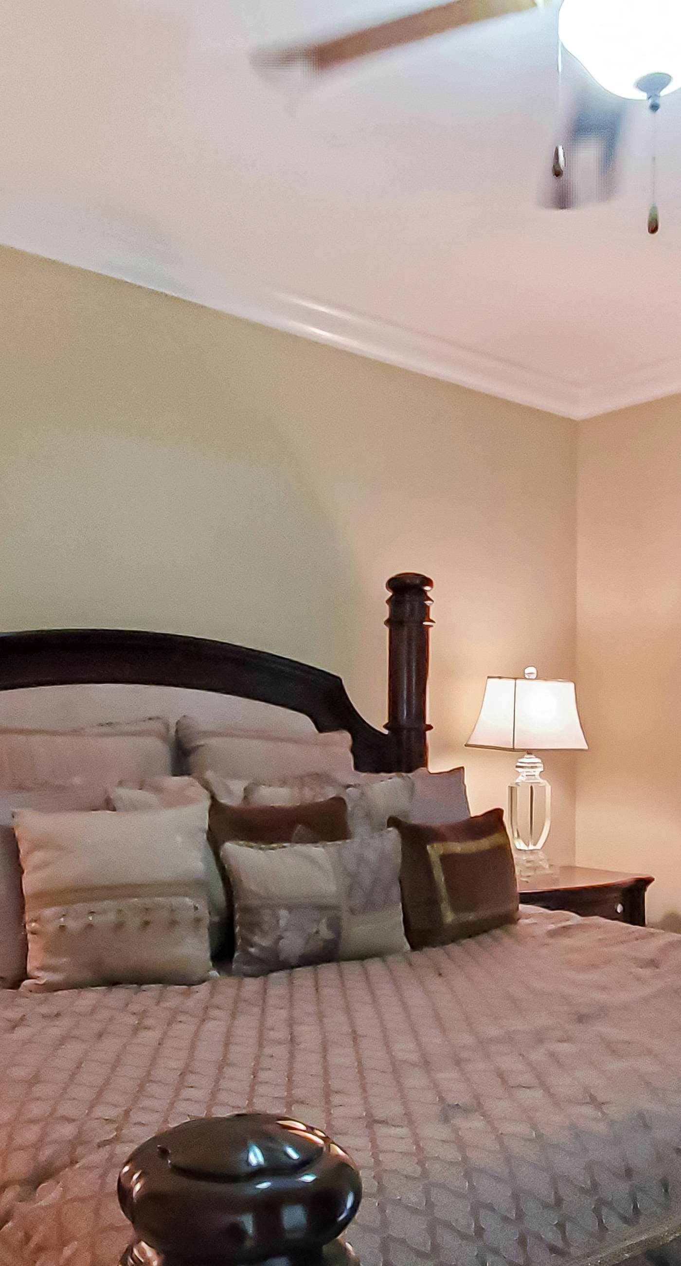 Azure 509. Gorgeous beachfront condo, private balcony, shared pool and beach access