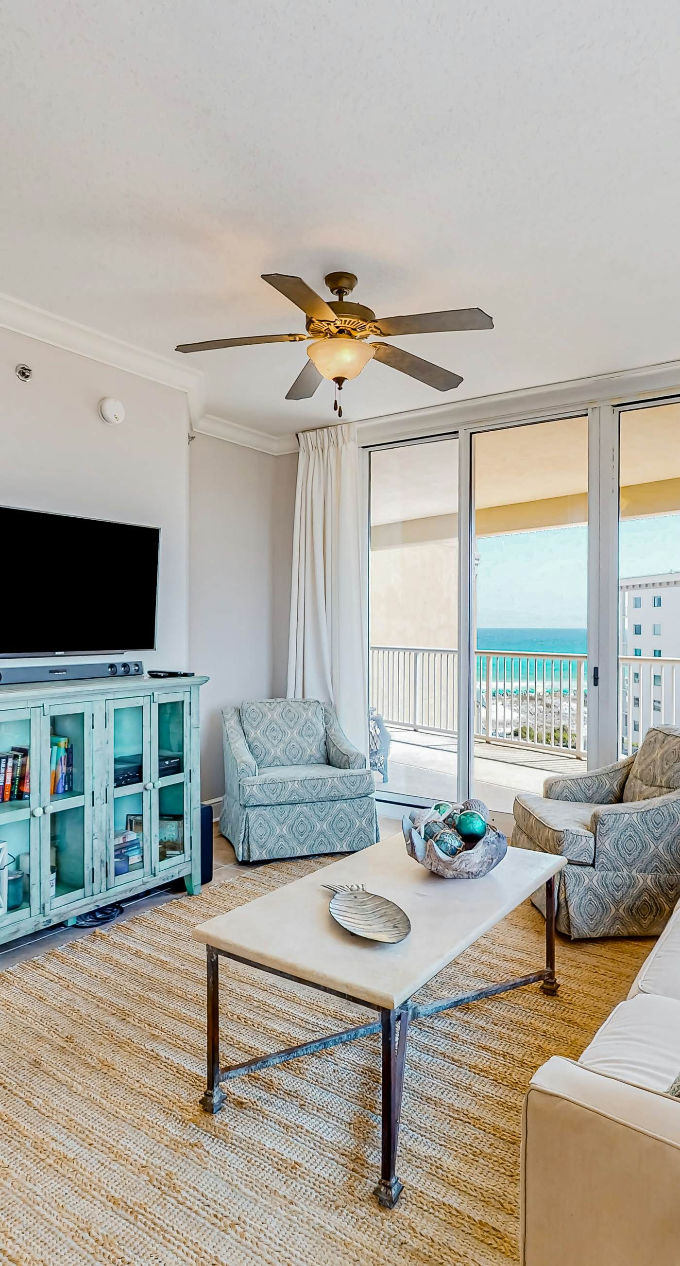 Azure 523-floor condo with hot tub, outdoor pool, gym, partial ocean views, balcony