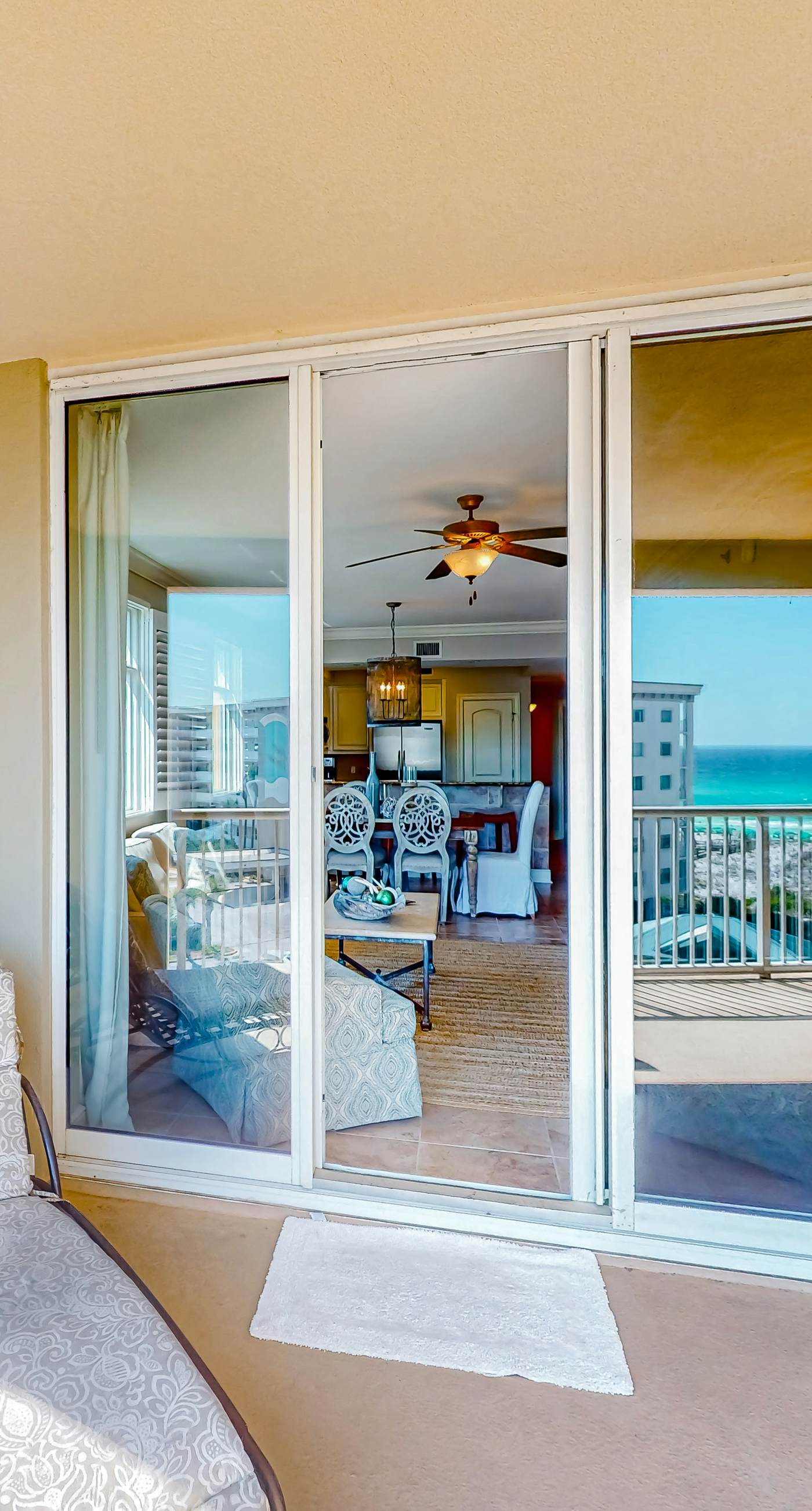 Azure 523-floor condo with hot tub, outdoor pool, gym, partial ocean views, balcony