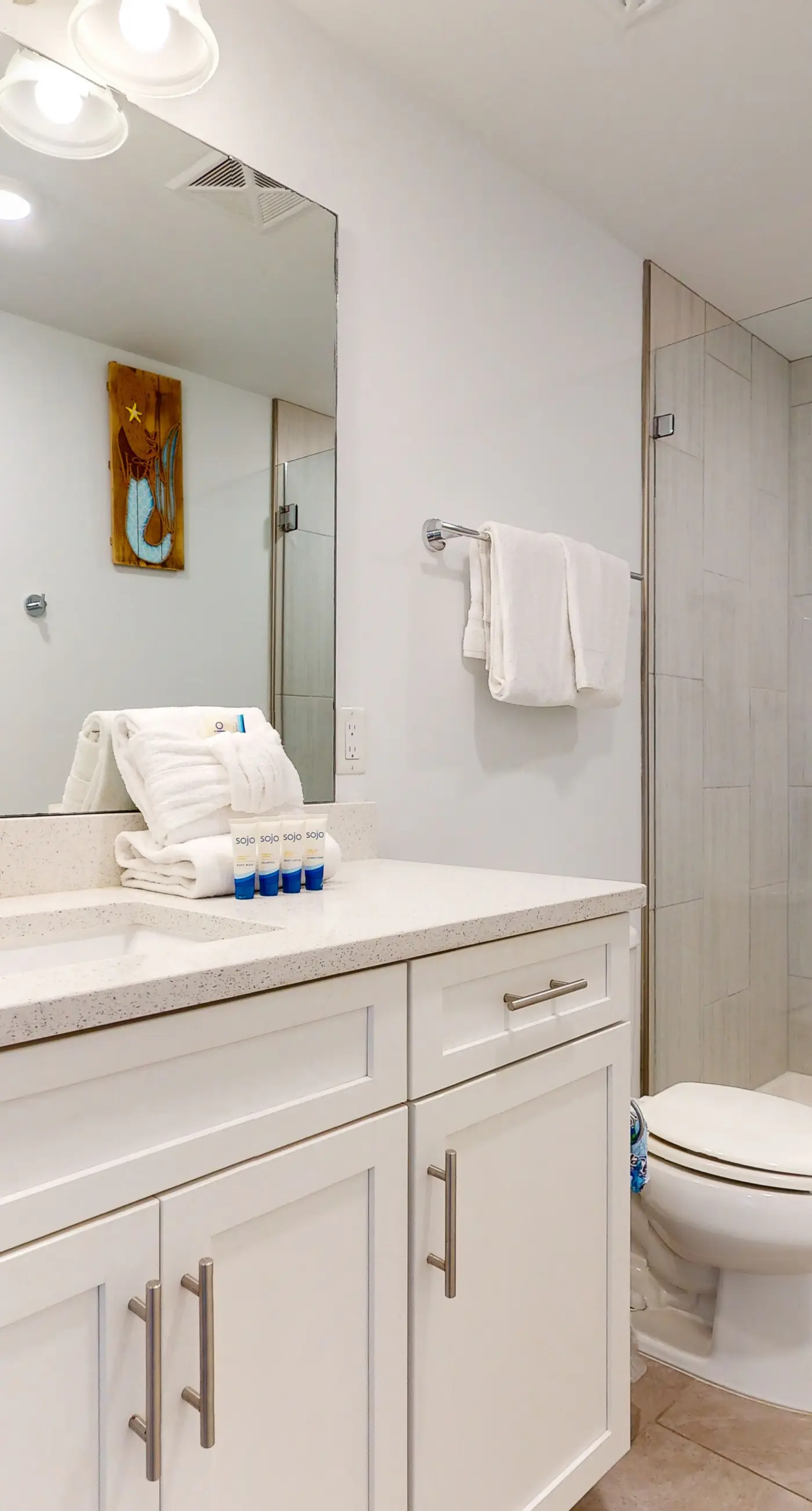 Blu 305 - Gulf-front condo with upgraded features - quick drive to entertainment