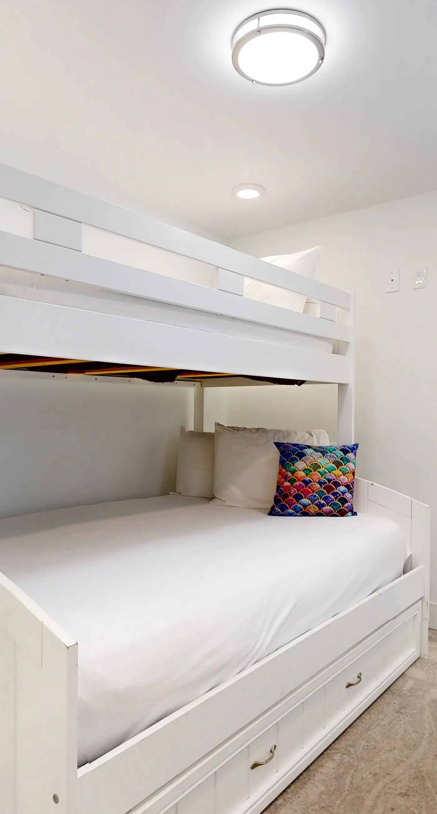 Blu 305 - Gulf-front condo with upgraded features - quick drive to entertainment