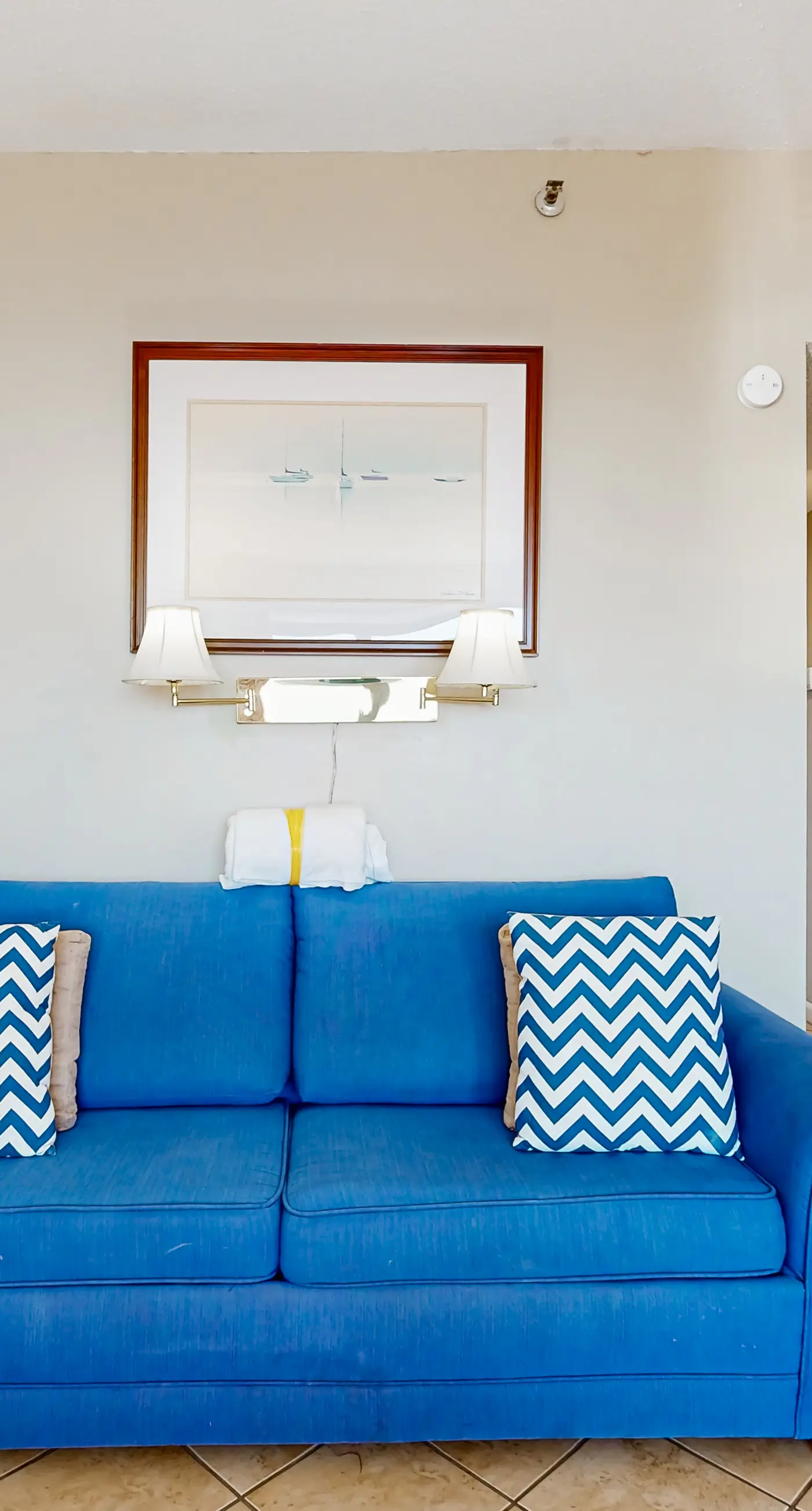 Bayfront delight with pool, bay views & prime location - snowbird-friendly