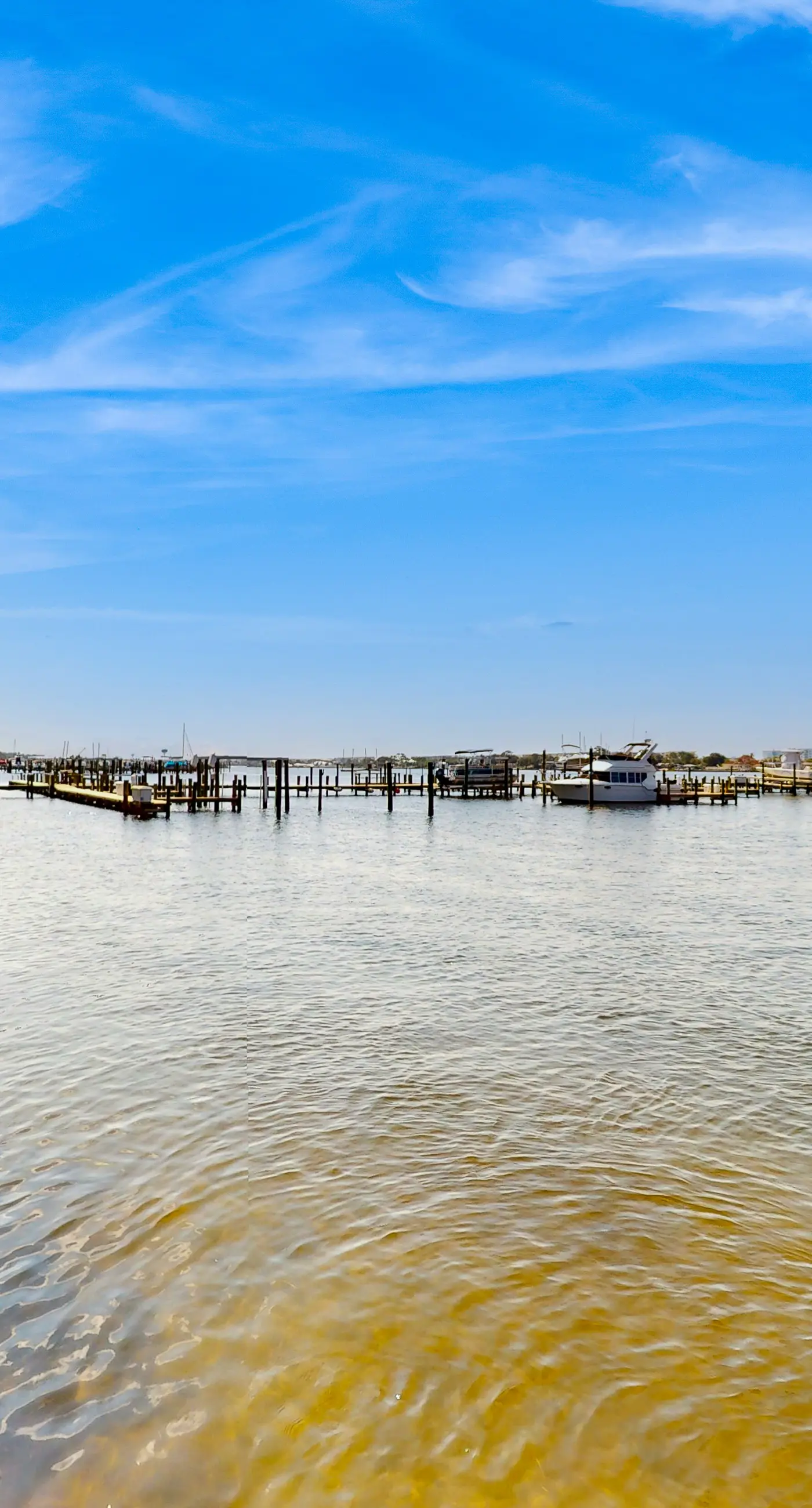 Bayfront delight with pool, bay views & prime location - snowbird-friendly